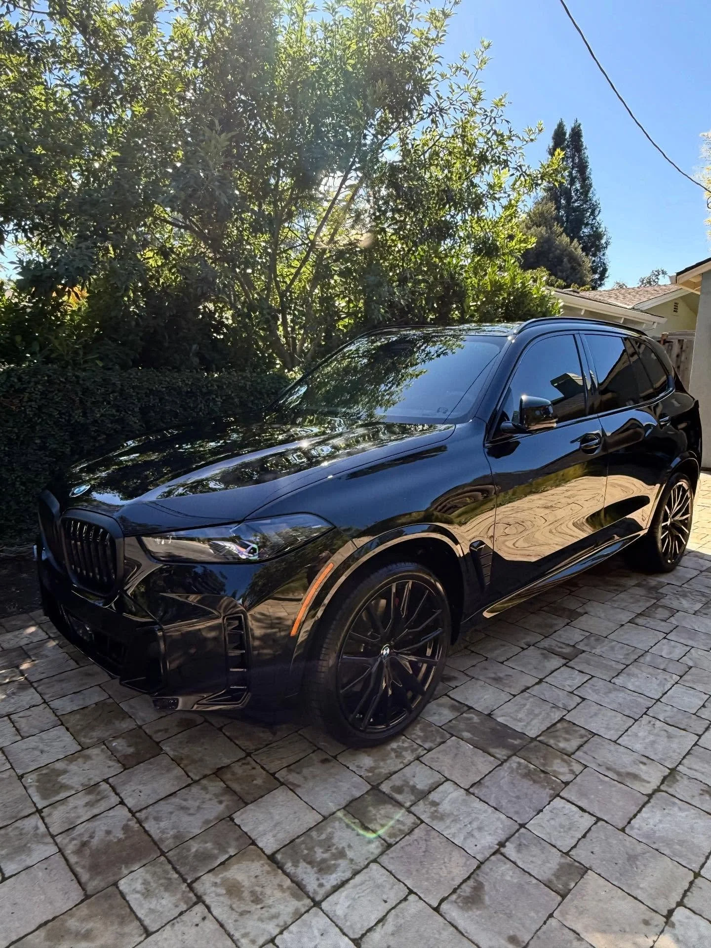 Luxury in every detail. X5 restored to a flawless shine✨🪞
This BMW X5 received our 1-step paint correction with 3 years ceramic coating package!
Book us at (650)485-9461

#cardetailing #mobiledetailing #paintcorrection #bmw #bayarea