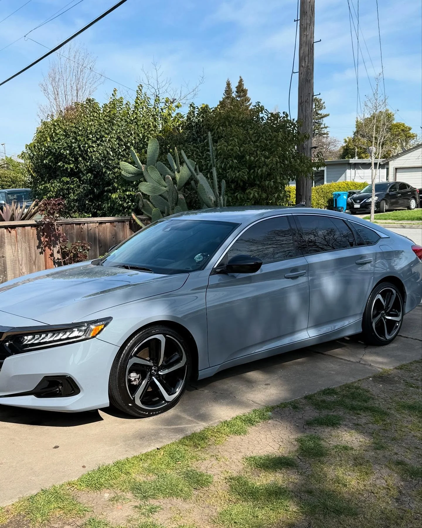 Complete Detail on a Honda Accord 
Book your appointment with us!📲
Located all around the bay area📍
(650)485-9461
tigersautodetail@gmail.com
#detail #detailingworld #autodetailing #bayarea #explorepage #cardetailing