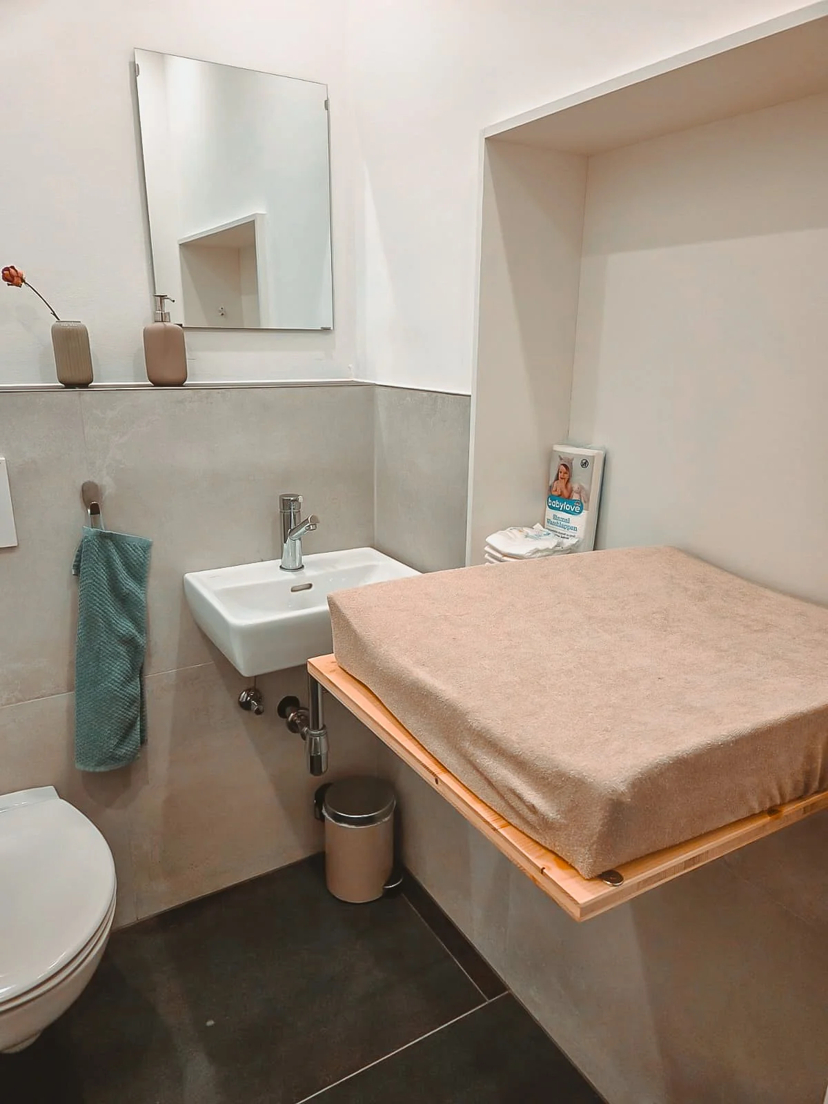 WhatsApp Image 2025-12-11.jpg