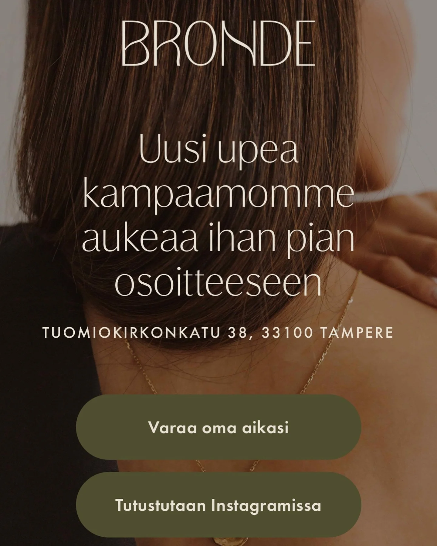 Nettisivumme aukeavat pian koko kauneudessaan! 🤎 Linkki sivuillemme l&ouml;ytyy Biosta. Nyt p&auml;&auml;set varaamaan ajan sek&auml; nettisivujemme, ett&auml; timman kautta!