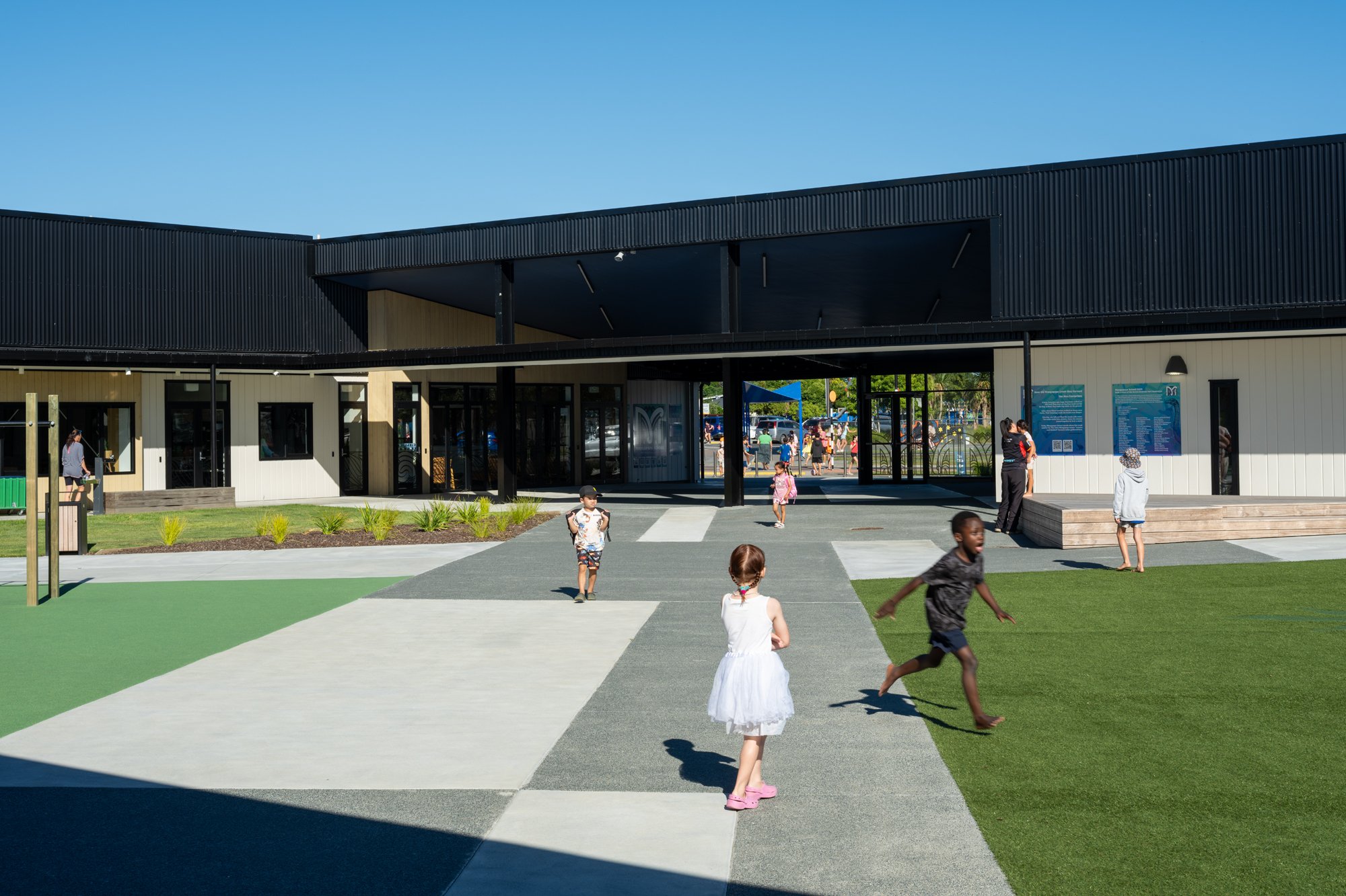 DCA_MangapapaSchool_1465.jpg