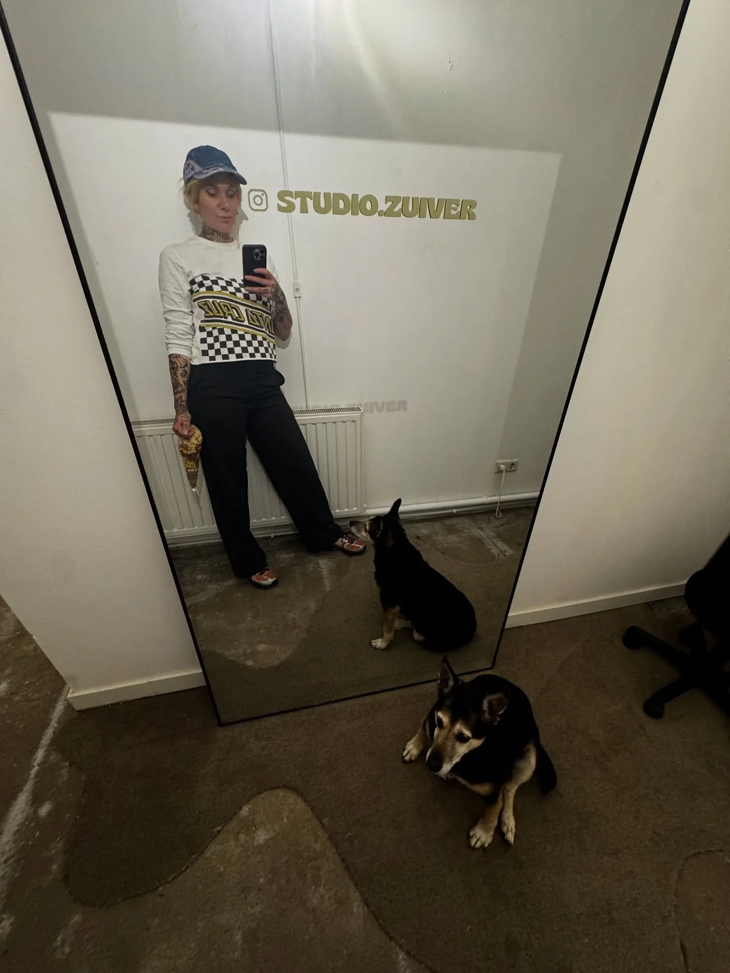 Some documentation of the vibes of last couple of weeks! Things are starting to settle down with the studio and it is giving me a little more rest and headspace which I am thankfull for. ❤️ Still grindin though 🙅🏼&zwj;♀️

Pukkie&rsquo;s portrait by