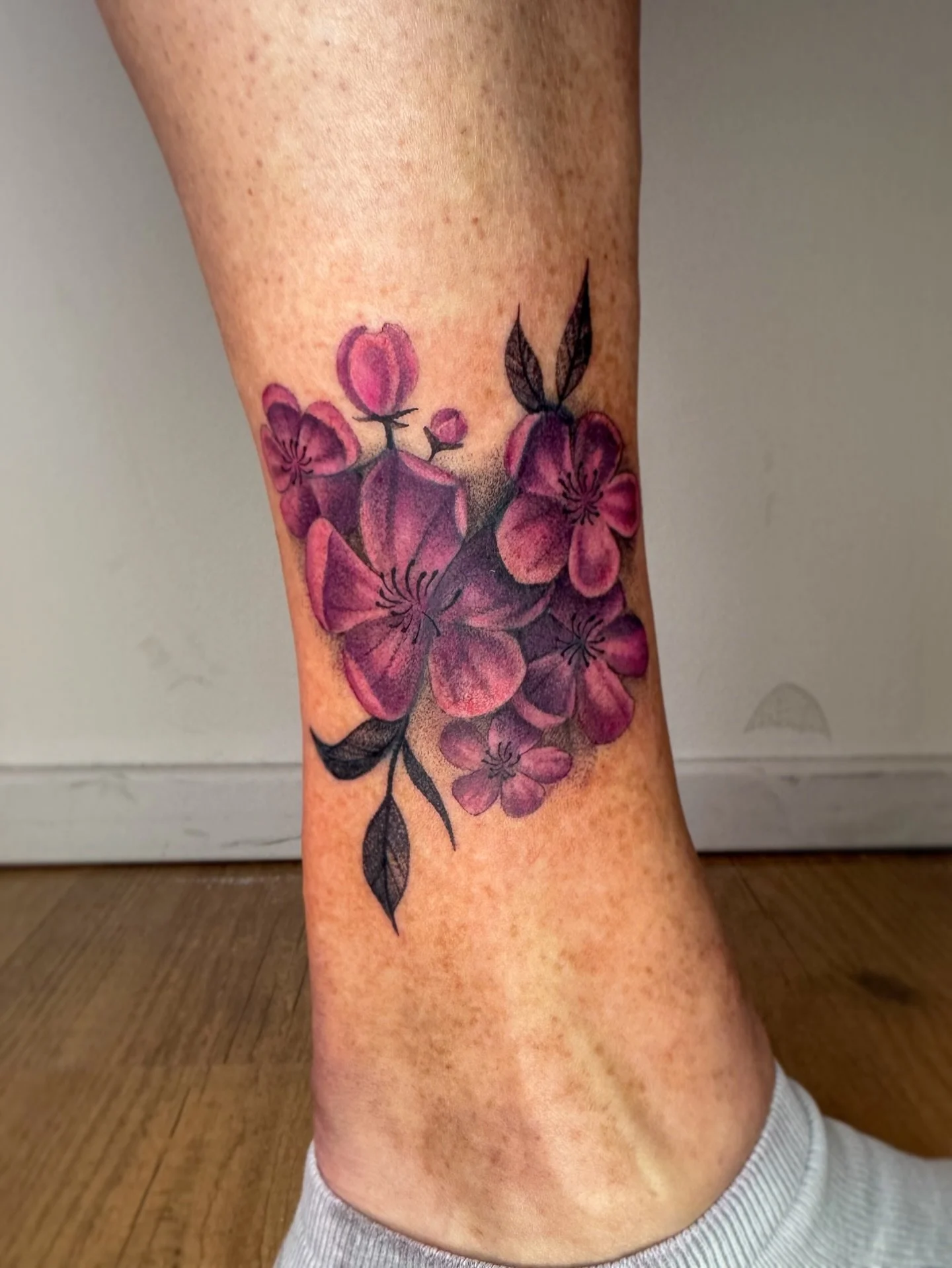 &ldquo;What noodle dragon?!&rdquo;

Mariska trusted me with this freehand coverup on her ankle, she wasn&rsquo;t happy with her dragon because he looked like a noodle.

So we gave her ankle something new and pretty to look at instead! 💖🥰

Booking i