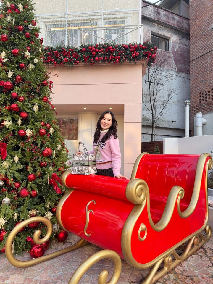 Thailand family adventure in Seongsu-dong on a Korean Oppa rental tour.