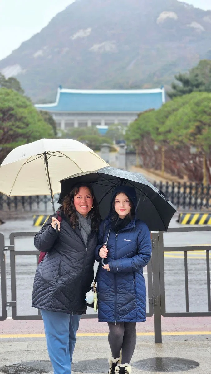 Mexico family visiting the Blue House on a private tour in Seoul.