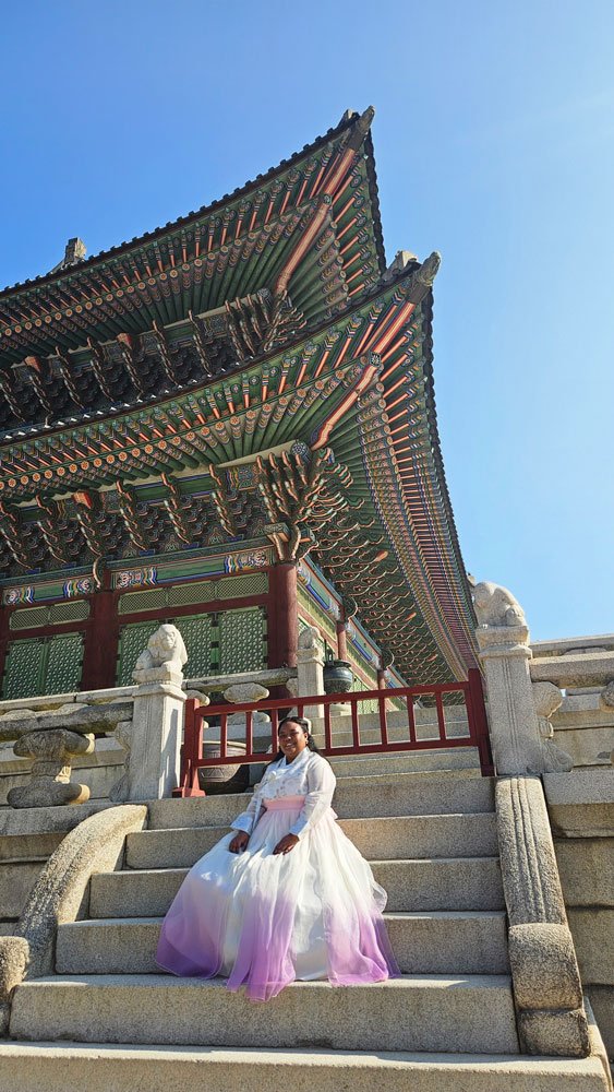 Traditional Korean Dress & Palace Visit – Madagascar Private Tour