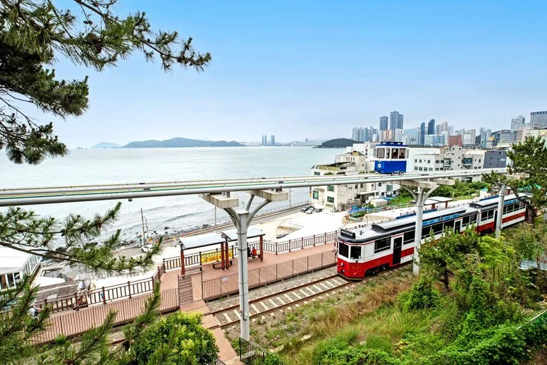 Cheongsapo-(Beach-Train).jpg