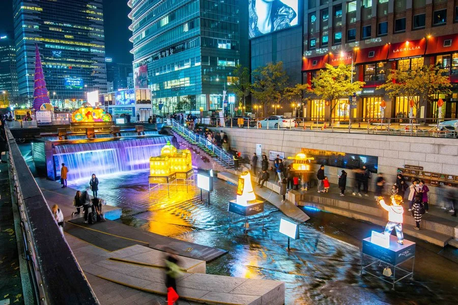 Cheonggyecheon-Stream.jpg
