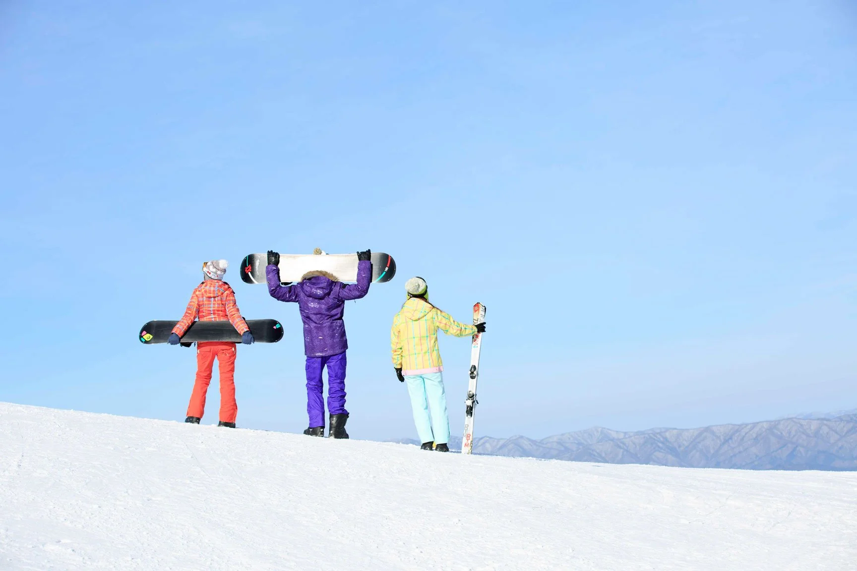 Private Ski & Snowboard Tour in Korea with full equipment, professional lessons, and safety gear included.