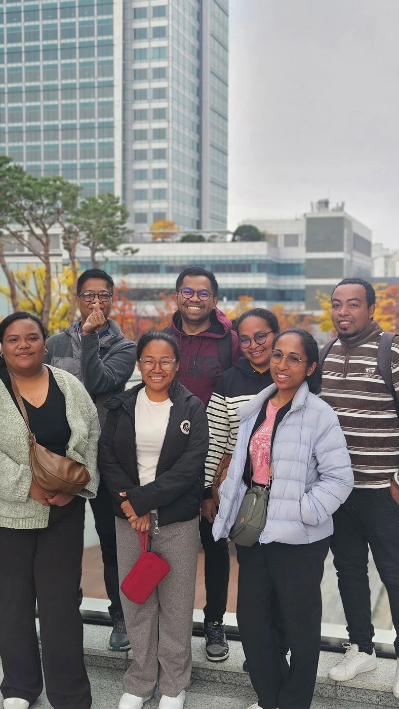 Private tour for Madagascar guests at Samsung Innovation Center, exploring advanced tech innovations, modern architecture, vibrant cultural and technology experience