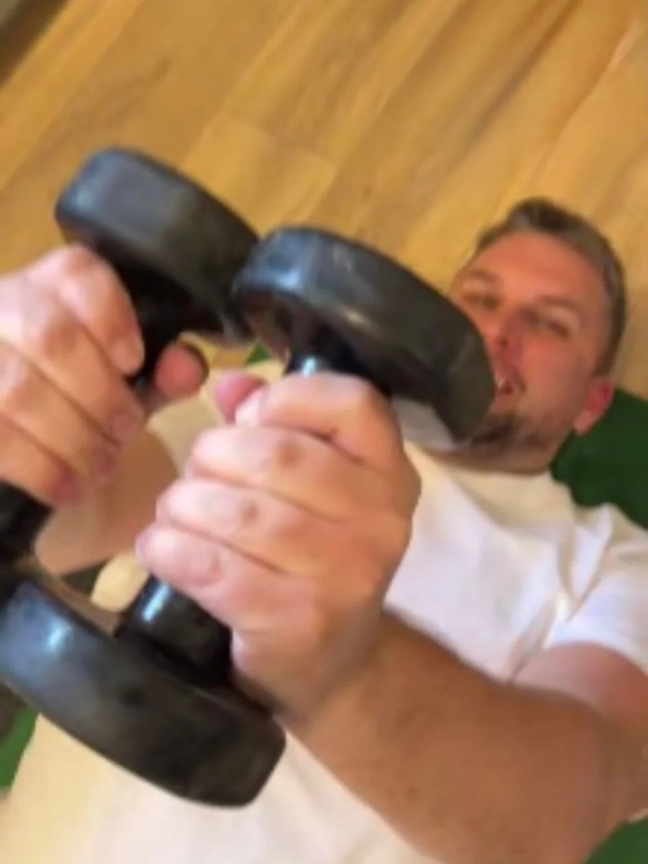 &laquo;&nbsp;Souriez, vous &ecirc;tes coach&eacute;s&nbsp;&raquo; 😬

Derni&egrave;re ce slogan ce cache beaucoup plus qu&rsquo;une simple phrase. Nous sommes l&agrave; pour &ecirc;tre &agrave; l&rsquo;&eacute;coute de vos attentes et de vos interrog