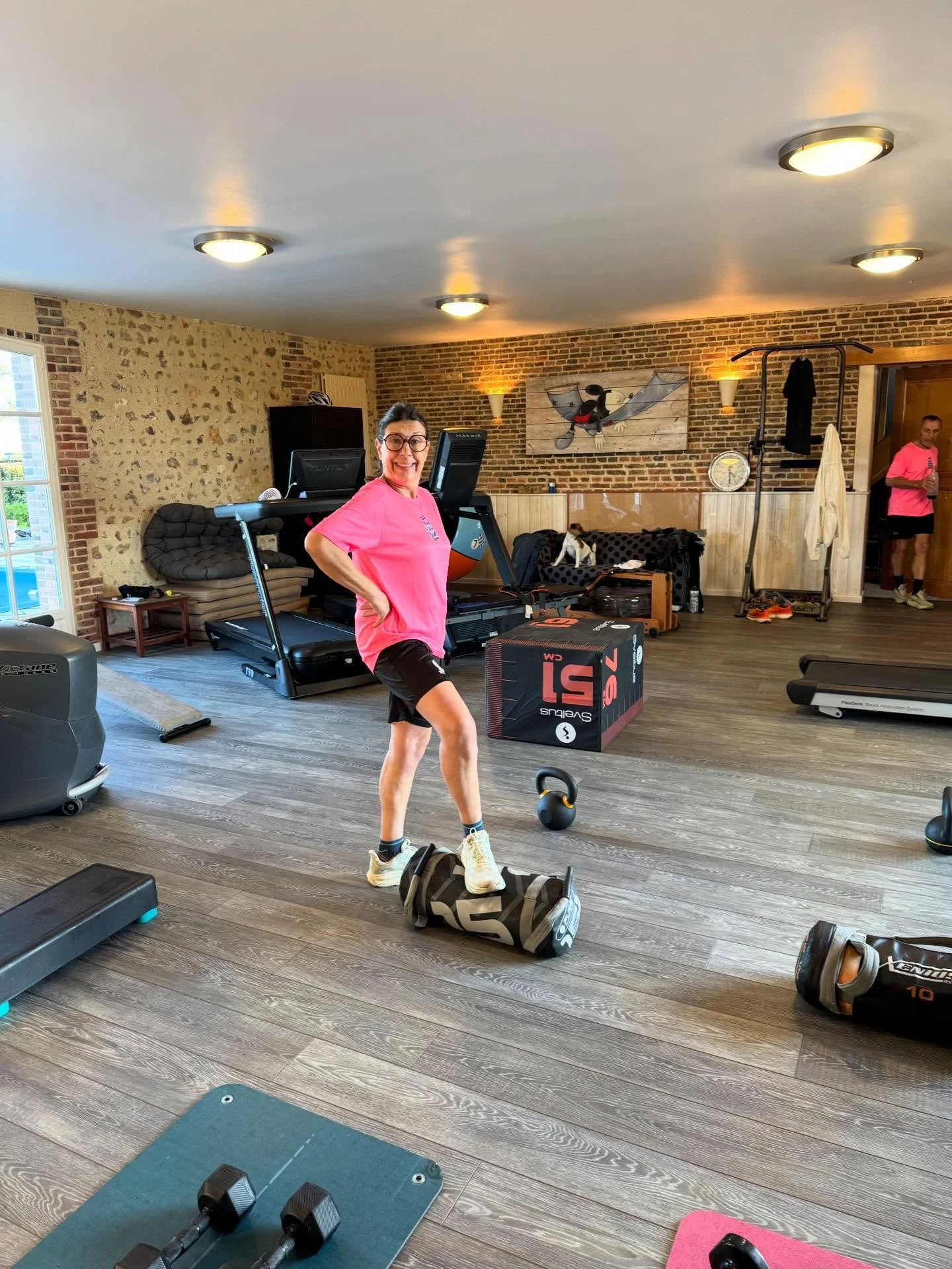 ✨ Pourquoi j&rsquo;ai choisi d&rsquo;accompagner autrement ✨

J&rsquo;ai fait le choix d&rsquo;aider les personnes &agrave; am&eacute;liorer leur sant&eacute;, non pas seulement &agrave; travers le mouvement, mais &agrave; travers une approche global