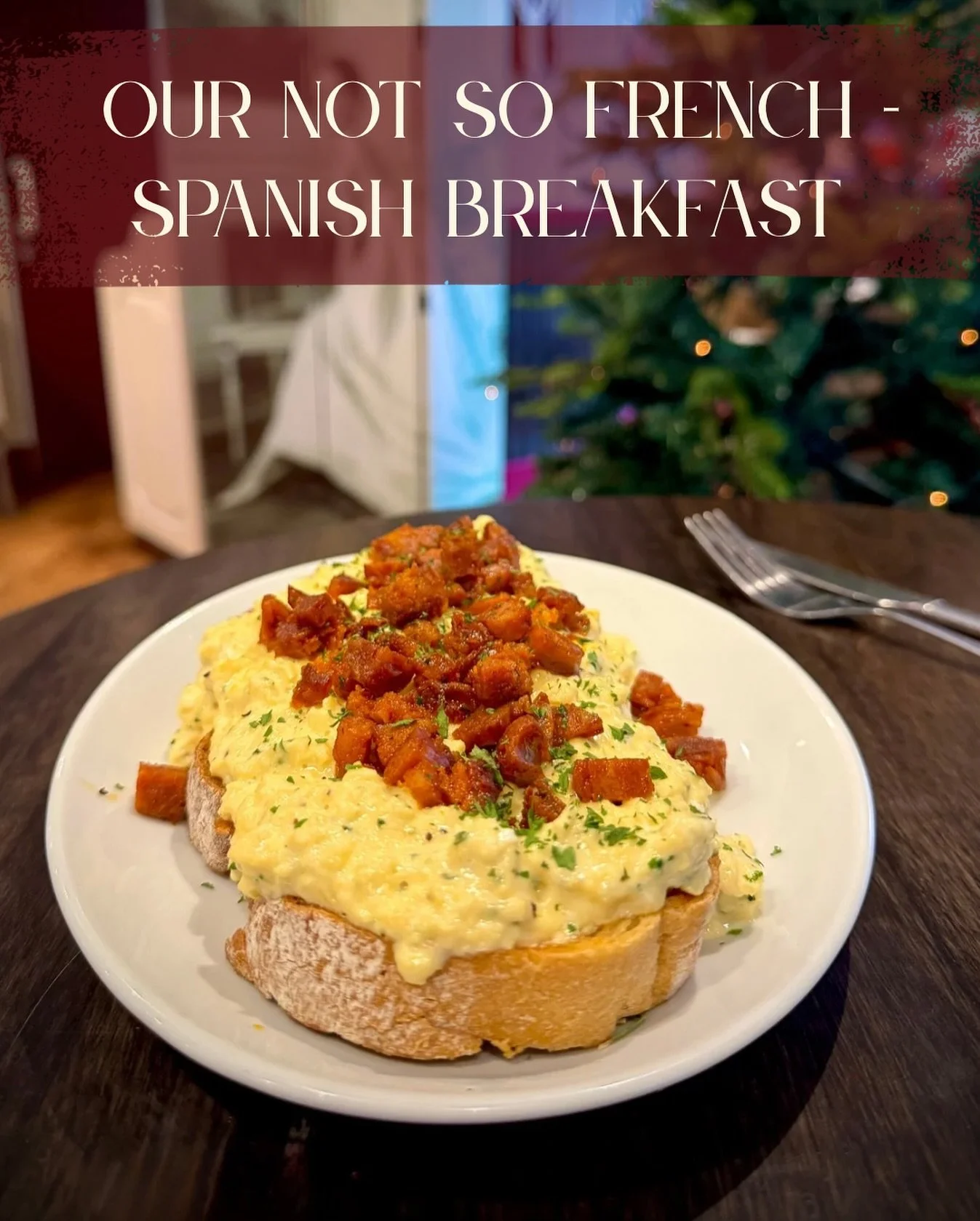 A French twist&hellip; with a Spanish plot twist. 😉

Fluffy French scrambled eggs on toasted sourdough, topped with crisp chorizo.

Not quite Paris &mdash; not quite Madrid &mdash; but very Crafty Fox.

#ipswichfoodie #suffolkfood #brunchipswich #br