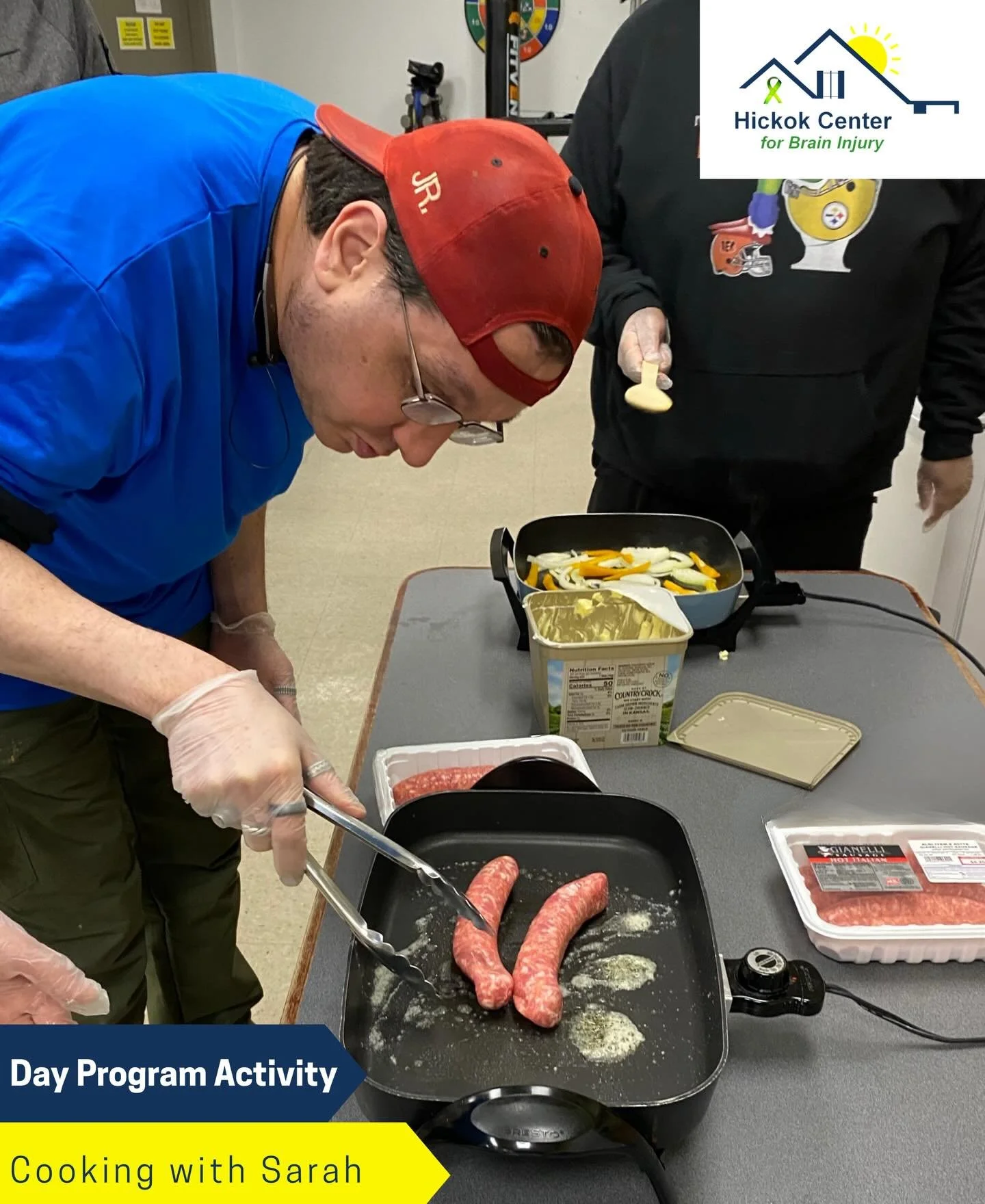 This week in our Day Program, participants cooked alongside DSP Sarah and created a delicious meal together! 🍽️ 
Cooking provides more than just a delicious meal. It helps participants strengthen memory, follow steps, build coordination, and grow mo