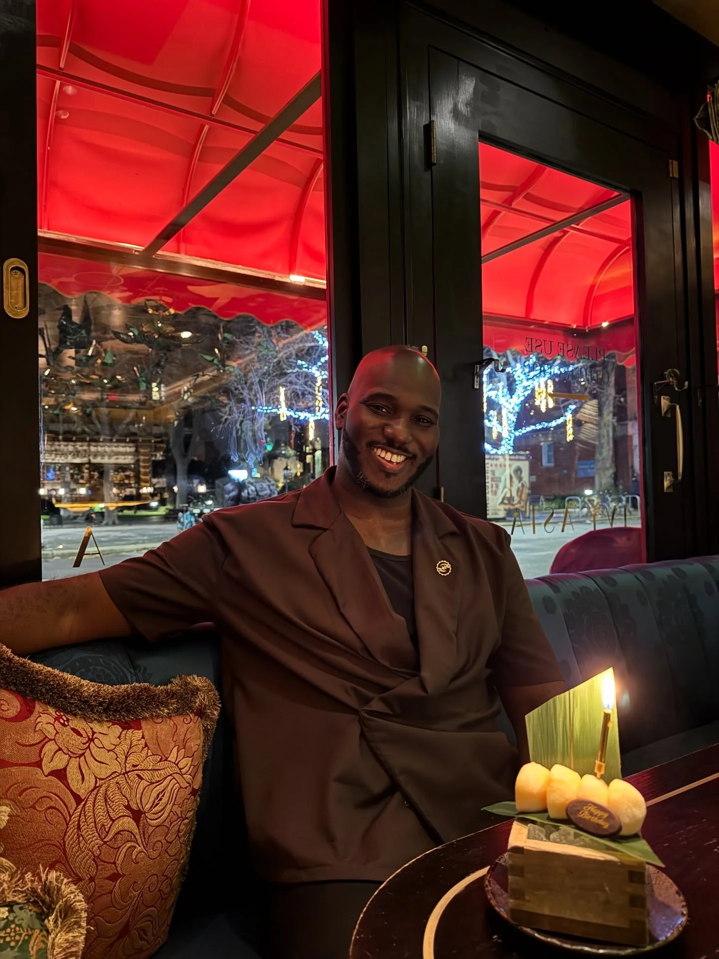 Birthday reflections &amp; end of year thoughts 🎂🙏🏿

1️⃣ A small community is better than no community.

2️⃣ Hearing from Black UX &amp; UI designers across different countries in our Show &amp; Tells has been the highlight of this journey.

3️⃣ A