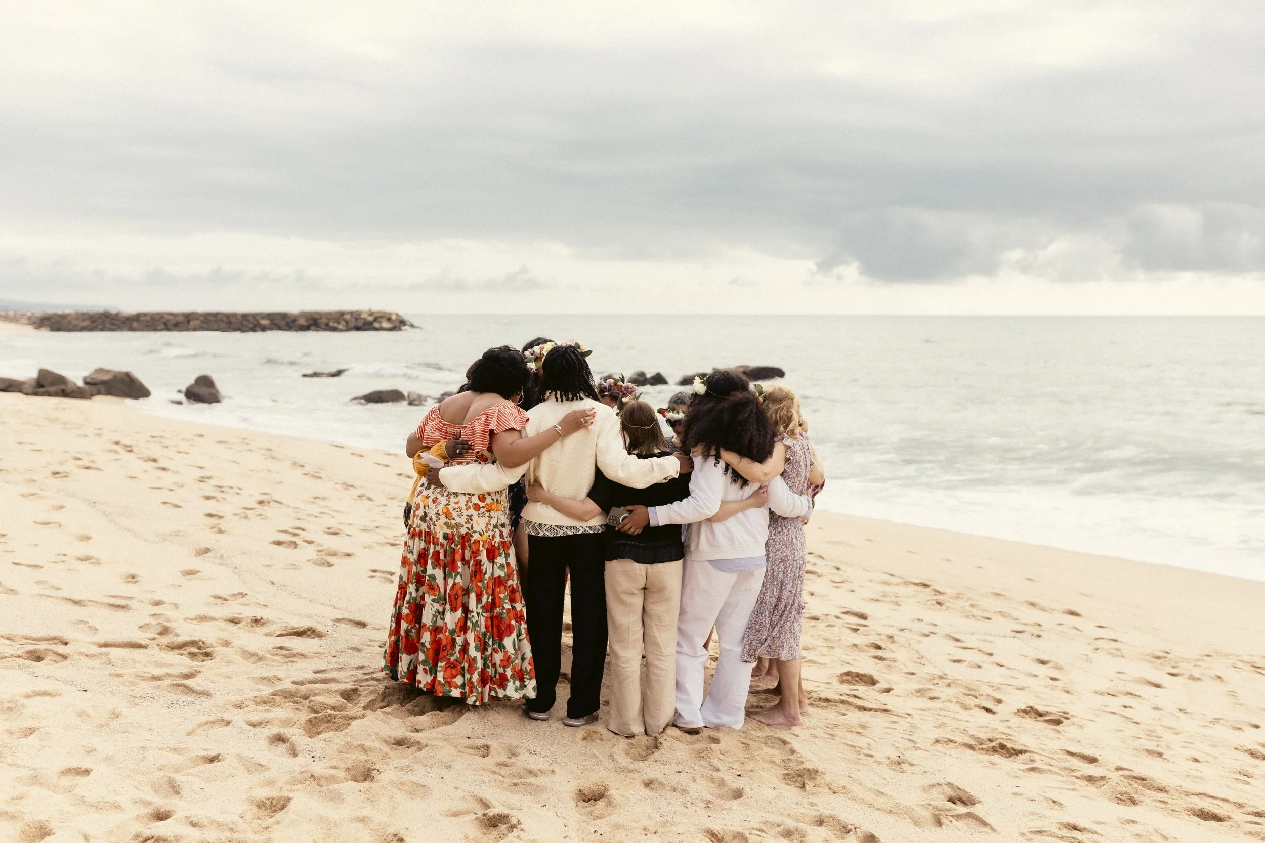 Why Intimate Retreats Work Better in Small Venues