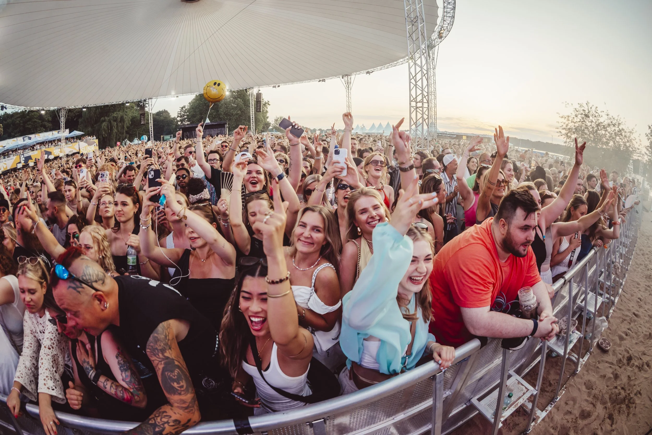 Tomorrowland CORE in Melbourne ausverkauft — ohne Line-up. Was heißt das fürs eigene Festival-Marketing?