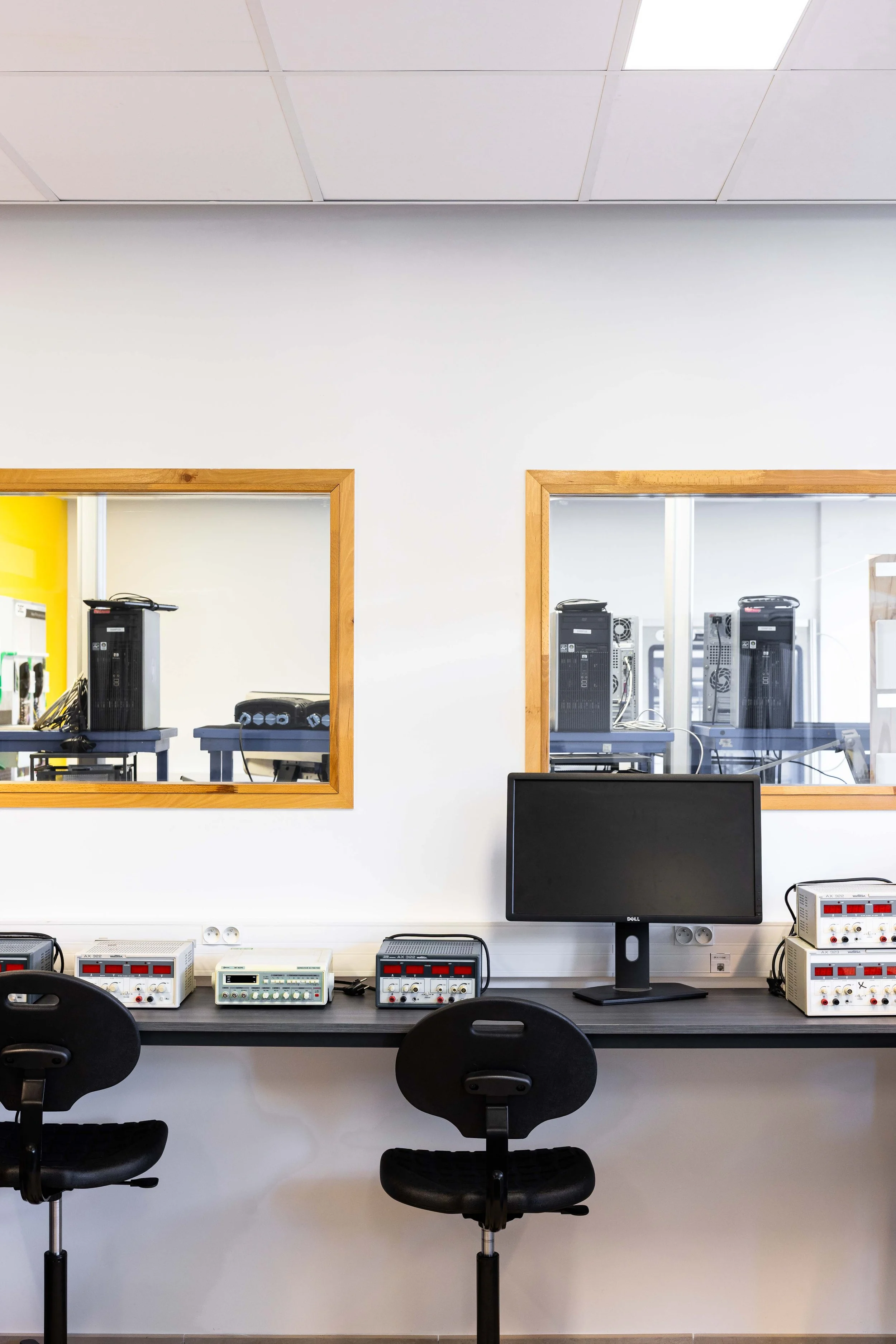 23102025_Lycée Mermoz - photonique_Valentin Sambardy Architecte_web_008.jpg