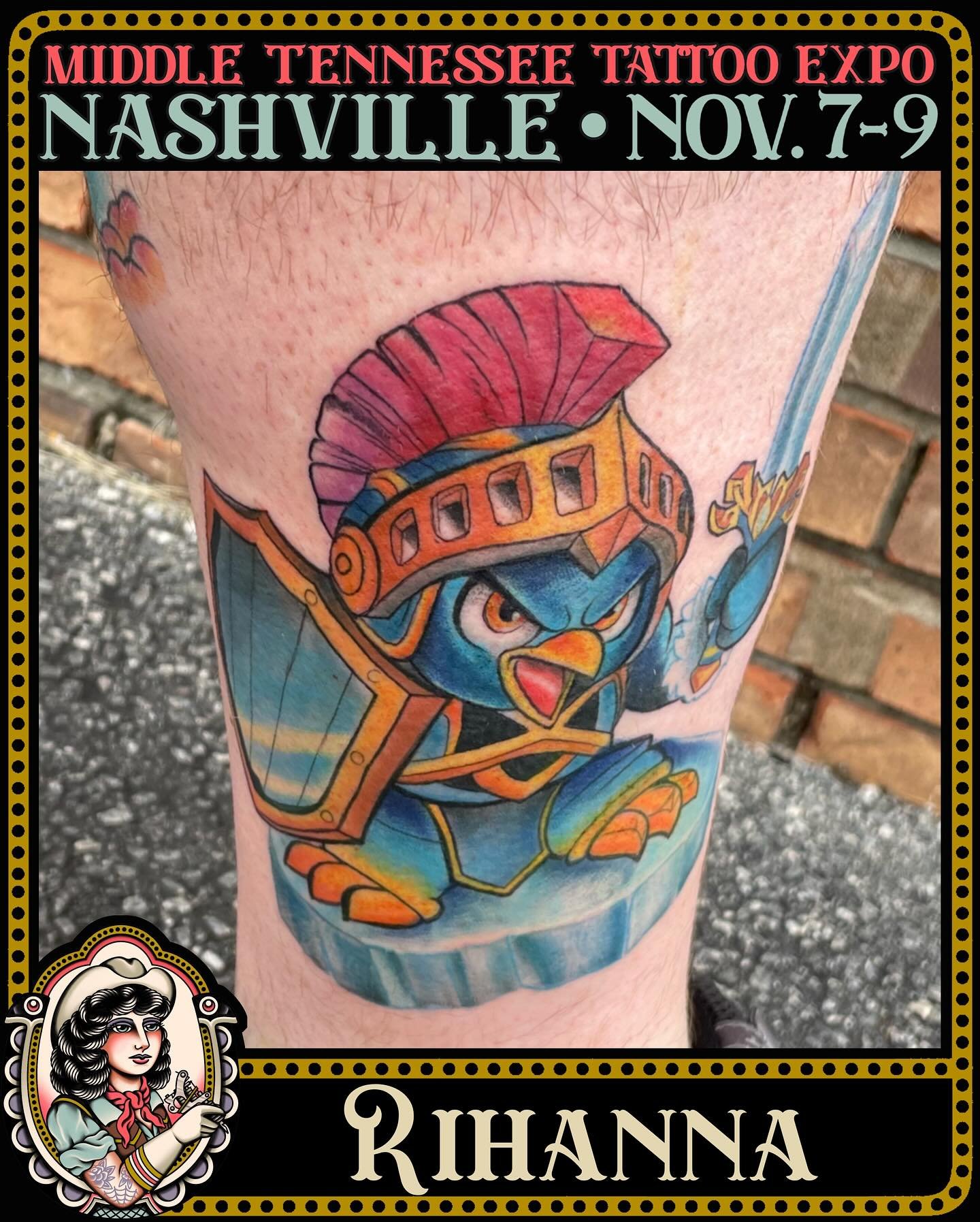 Don&rsquo;t fight the urge! Come get tattooed at the expo ⚔️ @bodyartbyrhiannah Rhiannon loves tattooing anything inspired by all things vintage, especially designs with impact and bold color palettes. Feel free to walk up to Rhianna&rsquo;s booth or