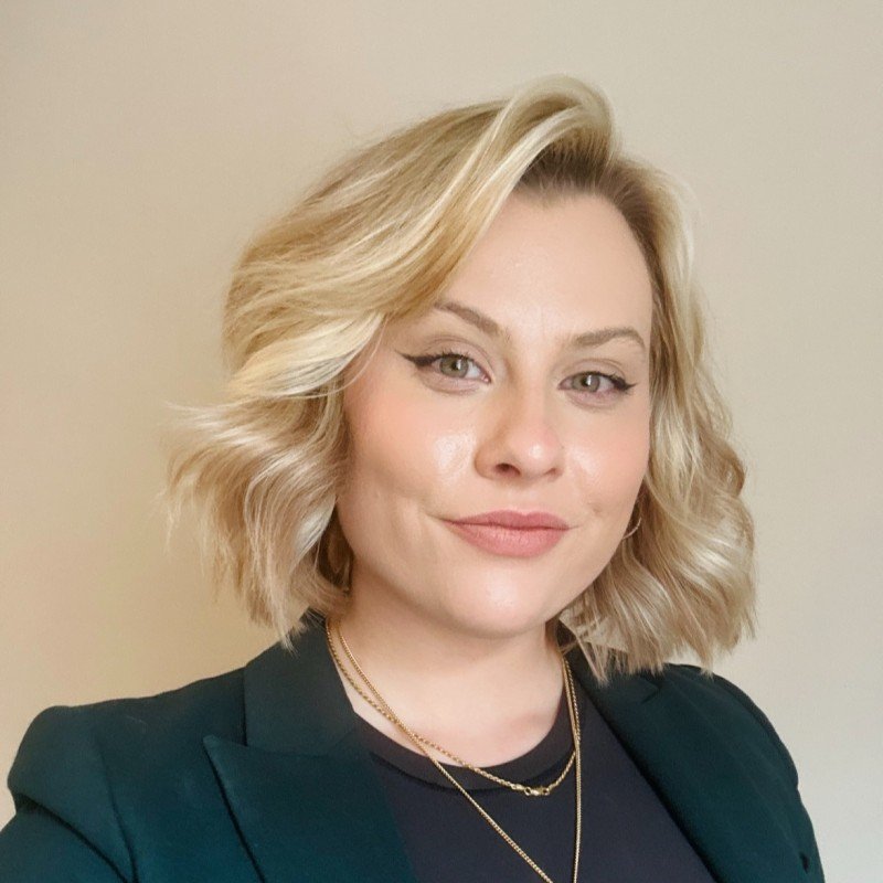 Anna Stoll.jpg