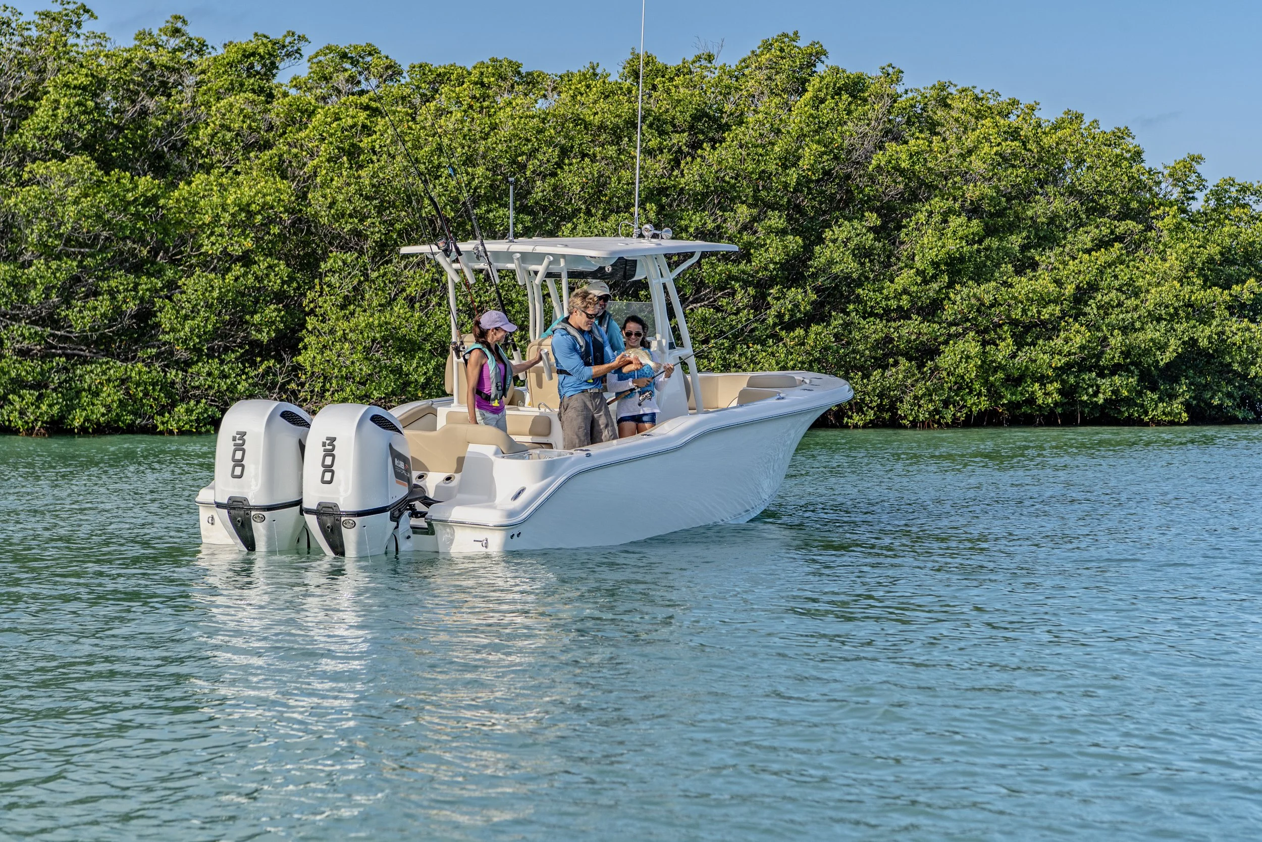 Creekside Marine_mclaren-performance-m300-lifestyle-salt-06-rgb.jpg