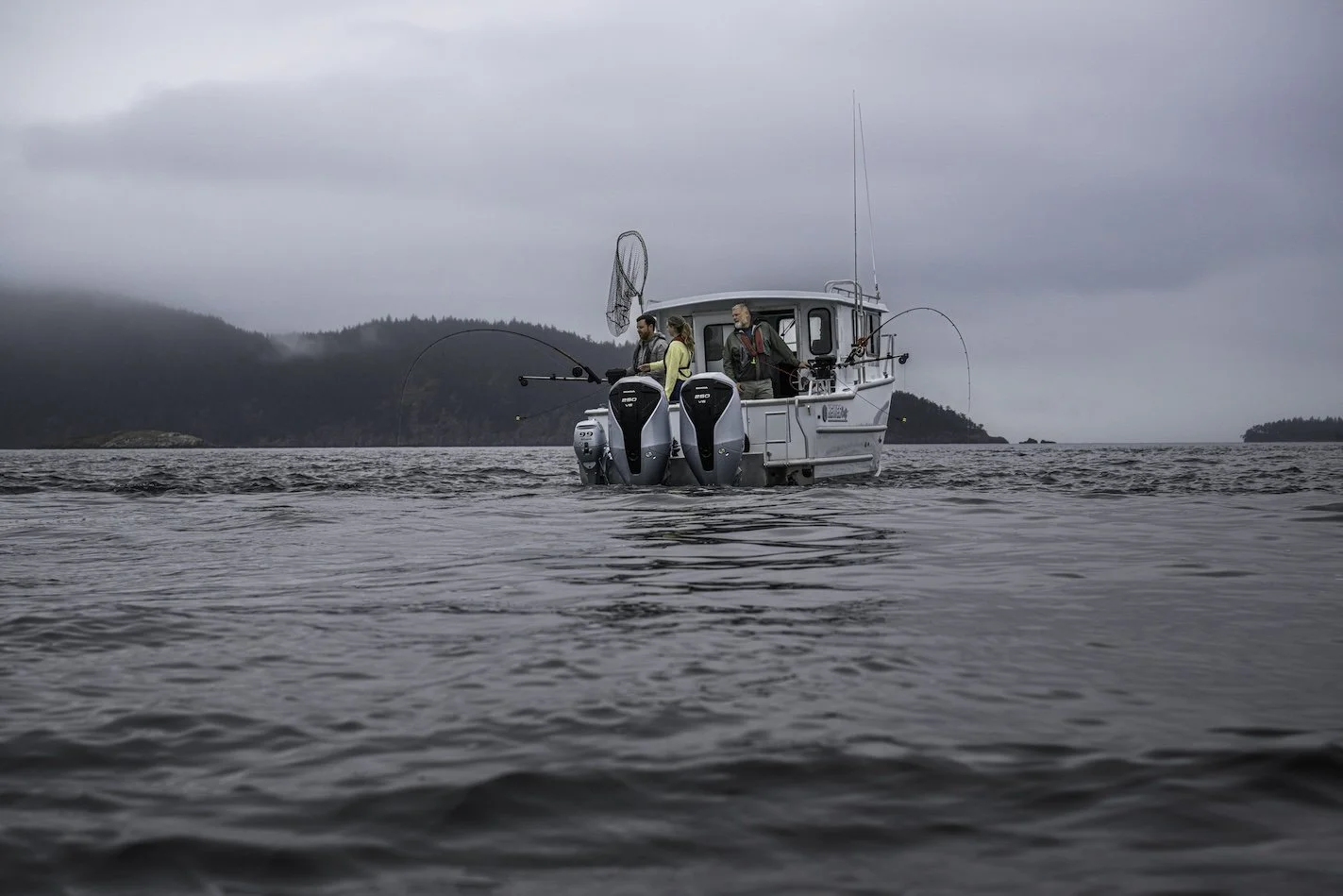 Creekside Marine_honda-marine-bf250-ams-lifestyle-hewescraft-fishing-01-rgb.jpg