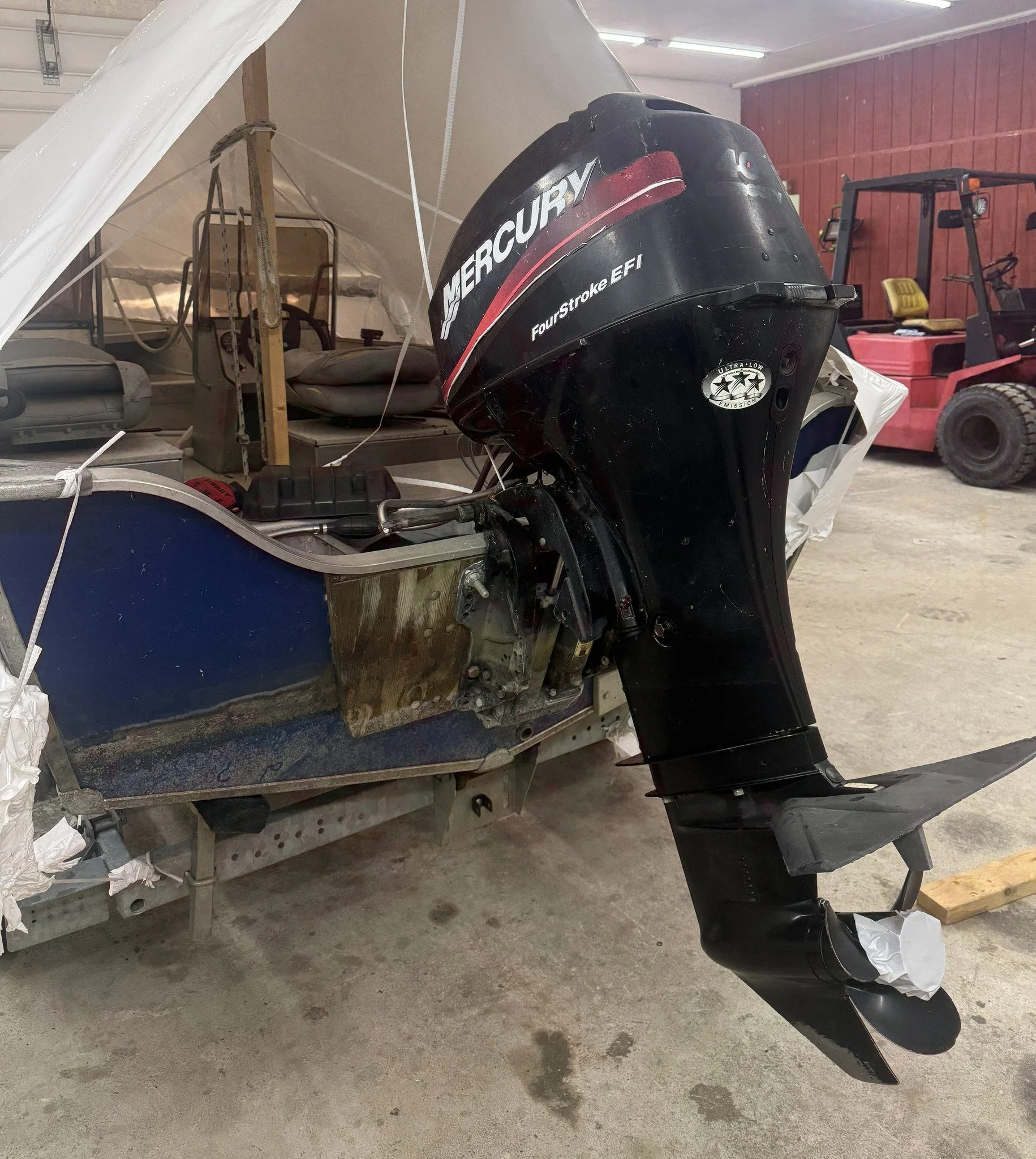 ⚓ Inside a Repower -  Step # 7

Pre-Installation Inspection

Repowers fail when shortcuts happen here.
OR 
You don&rsquo;t mount a new motor until the boat is truly ready for it.

Pre-Installation Inspection
&bull; Inspect transom
&bull; Check mounti