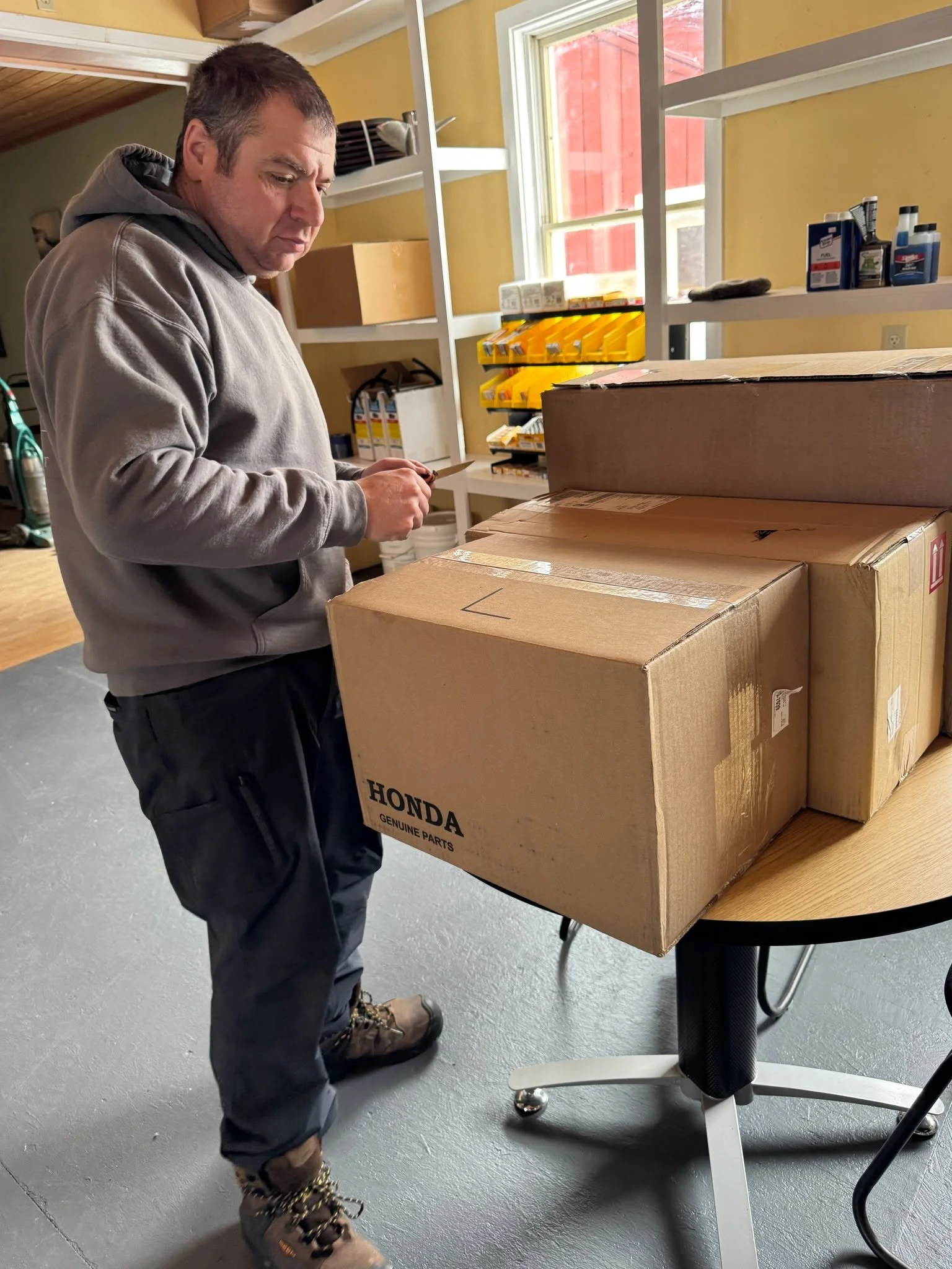 ⚓ Inside a Repower - Step 6

Unboxing &amp; Inventorying Rigging Components

Before a single bolt turns, we make sure every piece is here.
&bull; Controls
&bull; Gauges
&bull; Harnesses
&bull; Cables
&bull; Mounting hardware
&bull; Prop selection

⚓O