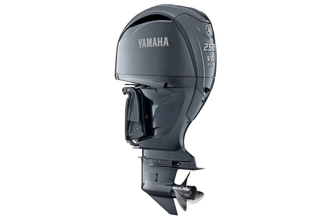 Yamaha F250 (V6 4.2L)
