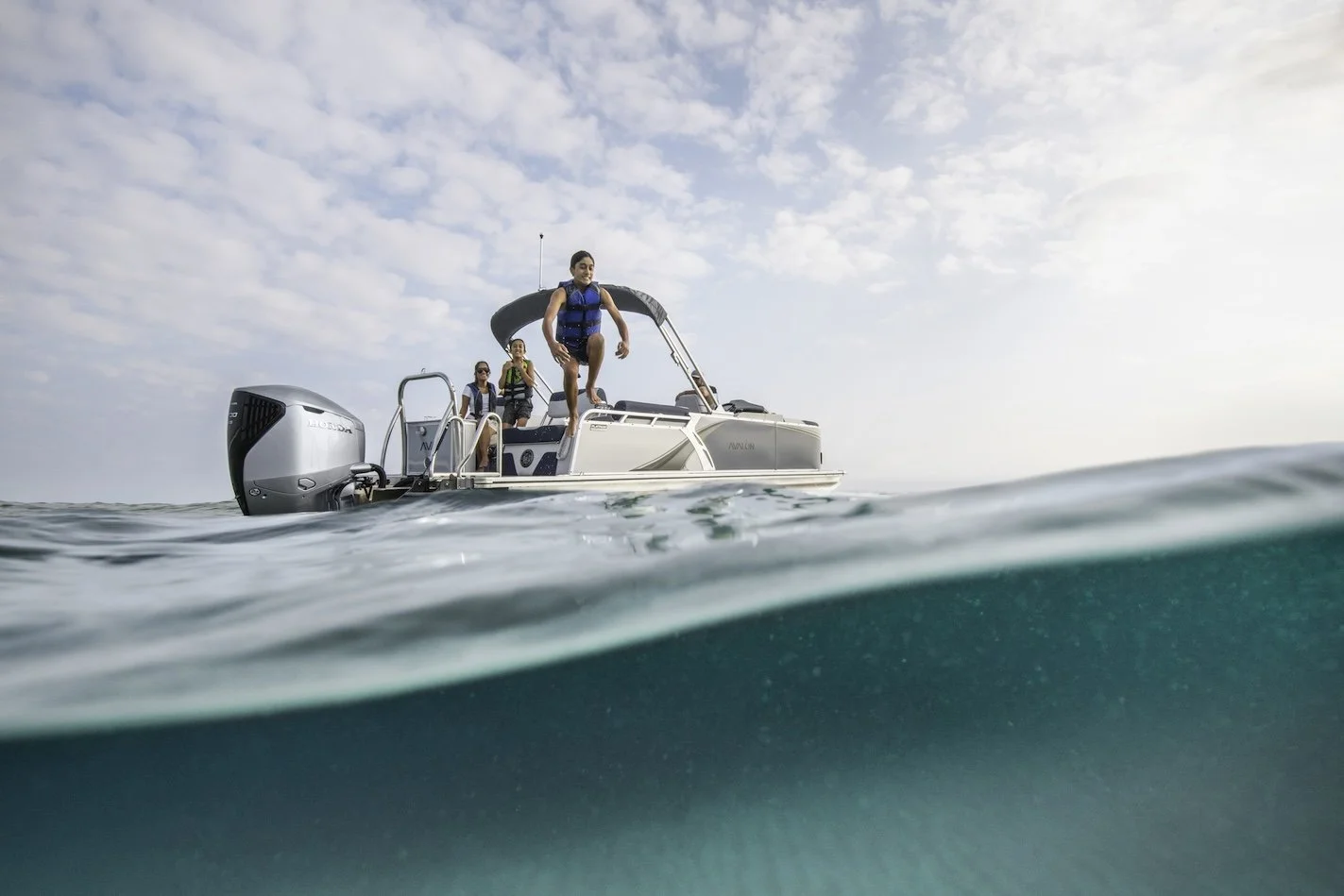 Creekside Marine_honda-marine-bf250-ams-lifestyle-avalon-sports-01-rgb.jpg