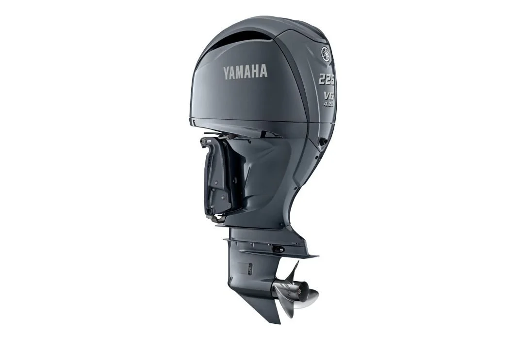 Yamaha F225 (V6 4.2L)