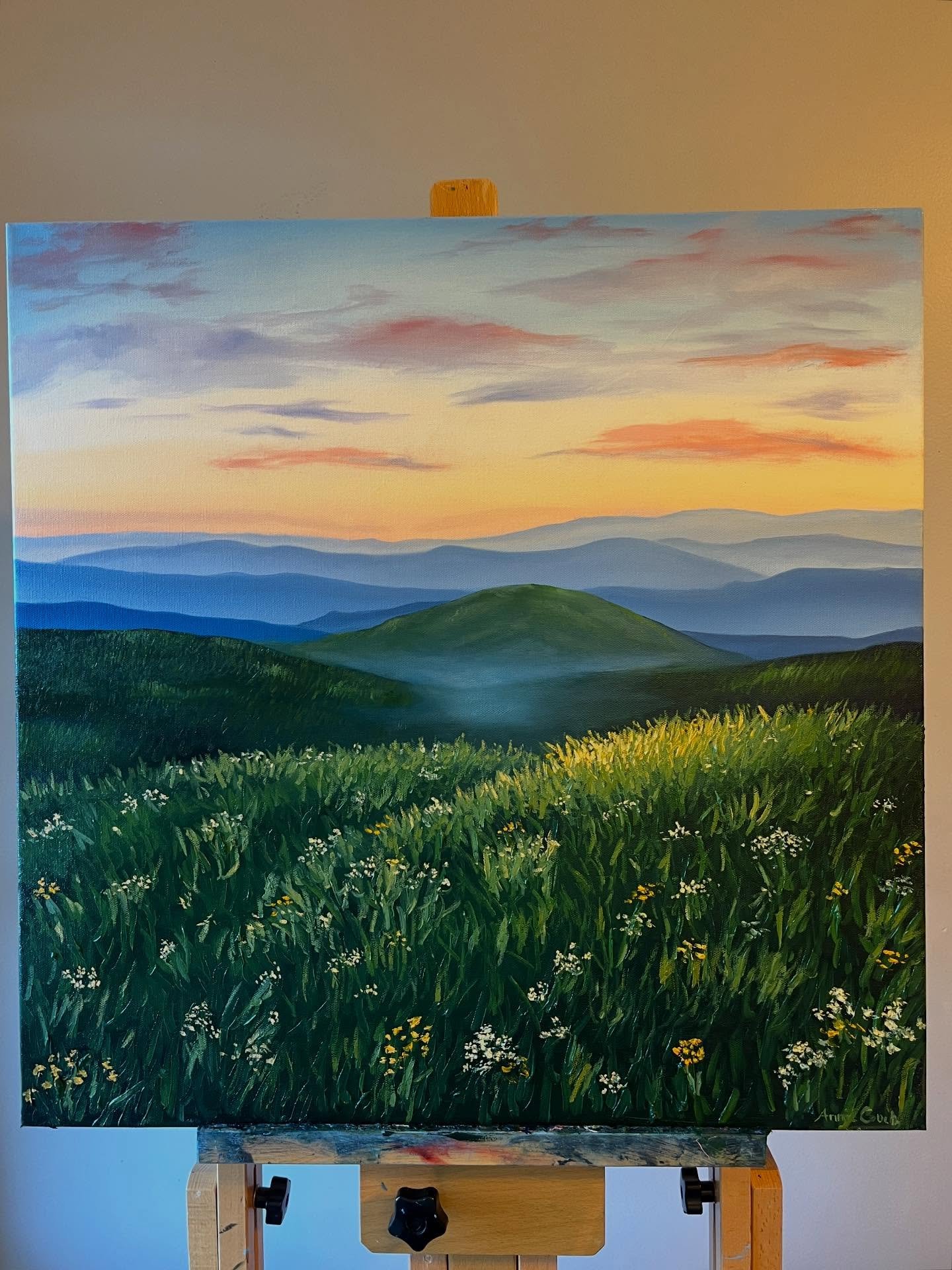 &ldquo;Black Balsam Knob&rdquo; 24&rdquo;x24&rdquo; oil on canvas 

Such a special place, always bursting with color. It reminds me of that sweeping mountain scene from The Sound of Music. Can&rsquo;t wait for this one to dry and get it framed!

#oil