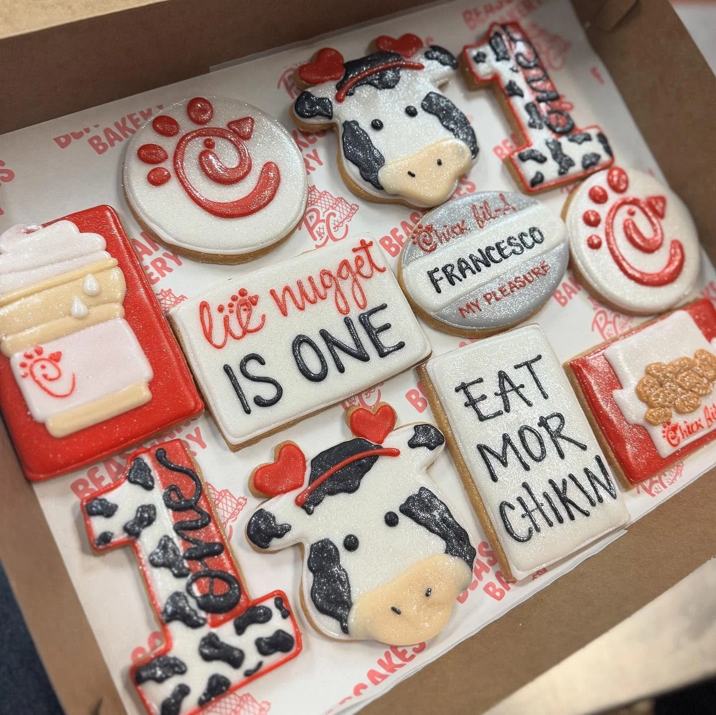 🐮❤️🍗🍟🍭🍦⛳️