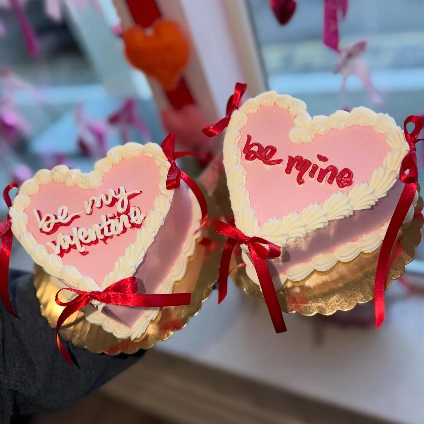 BE MINE ❤️🩷🤍