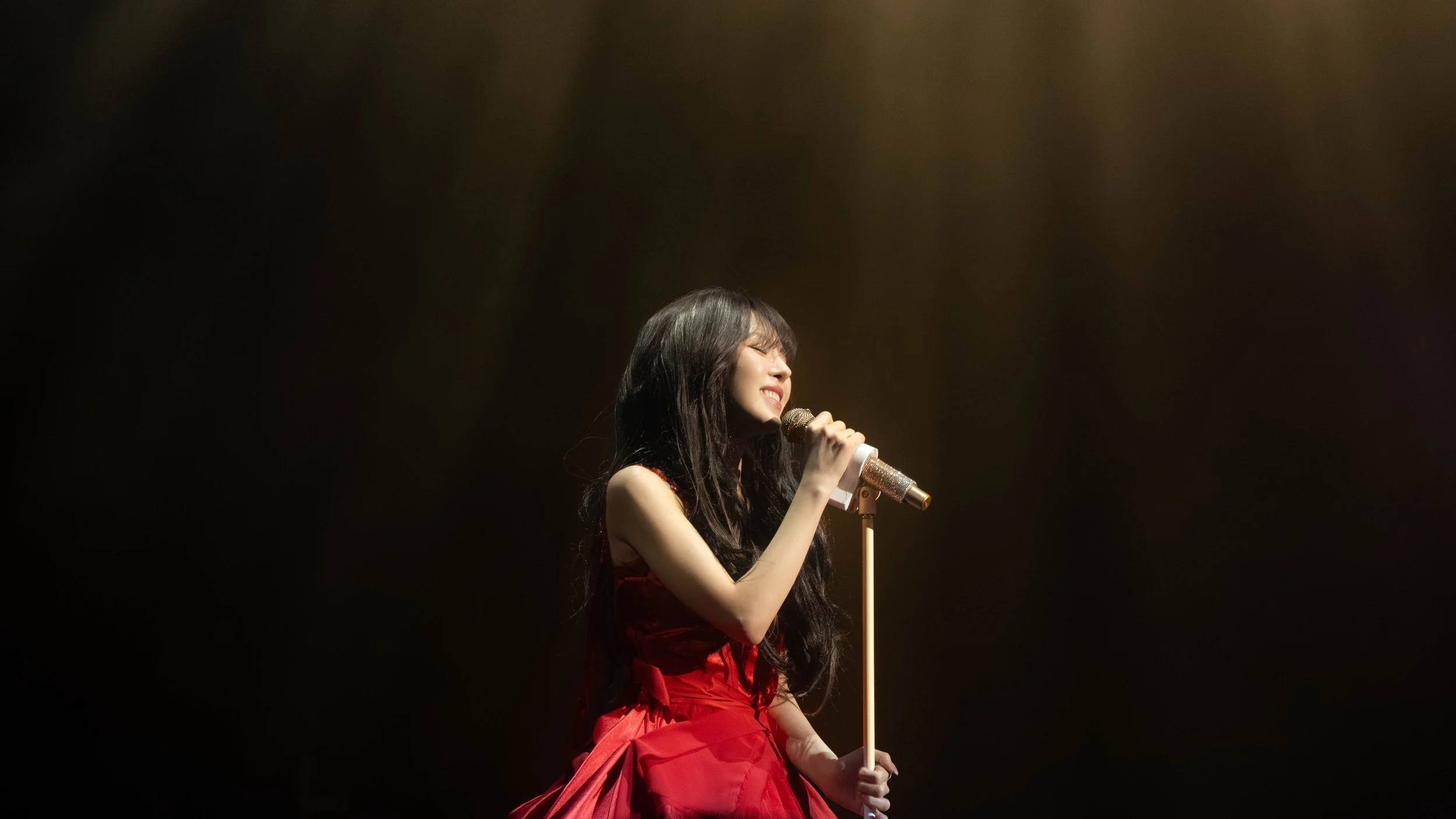 [Concert Review] Wendy in Pasadena – A Night of Grace, Laughter, and Pure Emotion