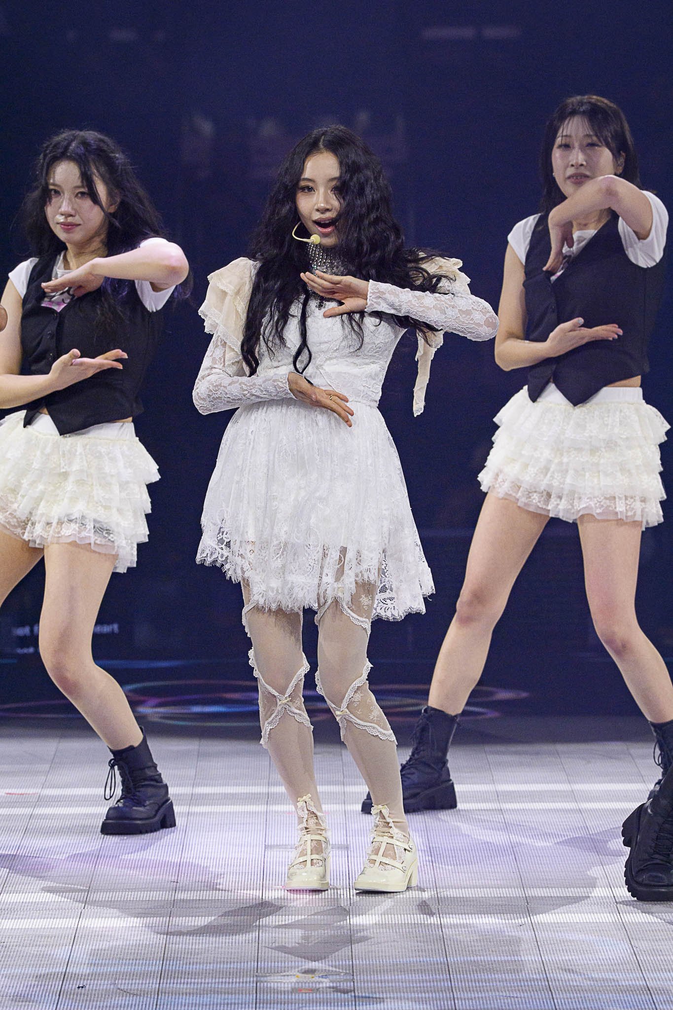 7_photocred JYP Jeff Vinnick.jpg