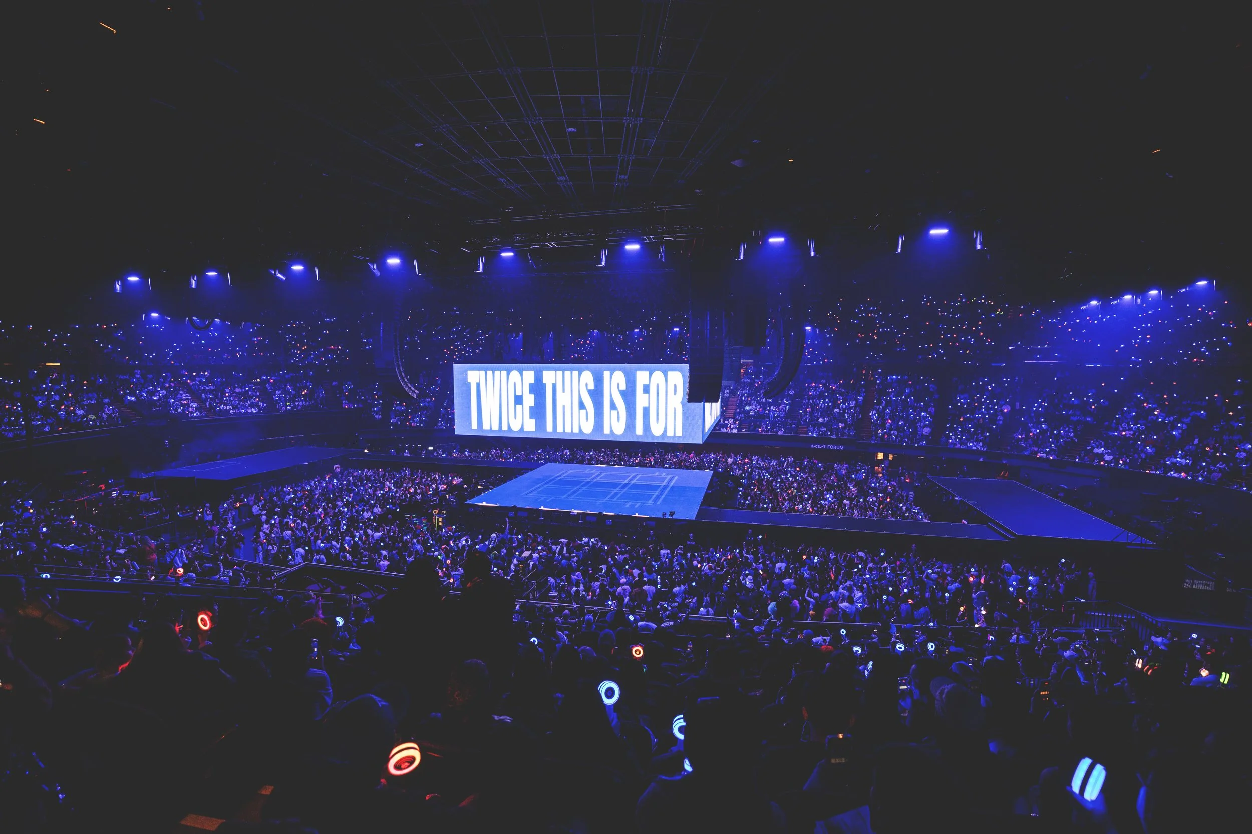 2 CREDIT_ JYP ENTERTAINMENT, ANDY KEILEN.jpg