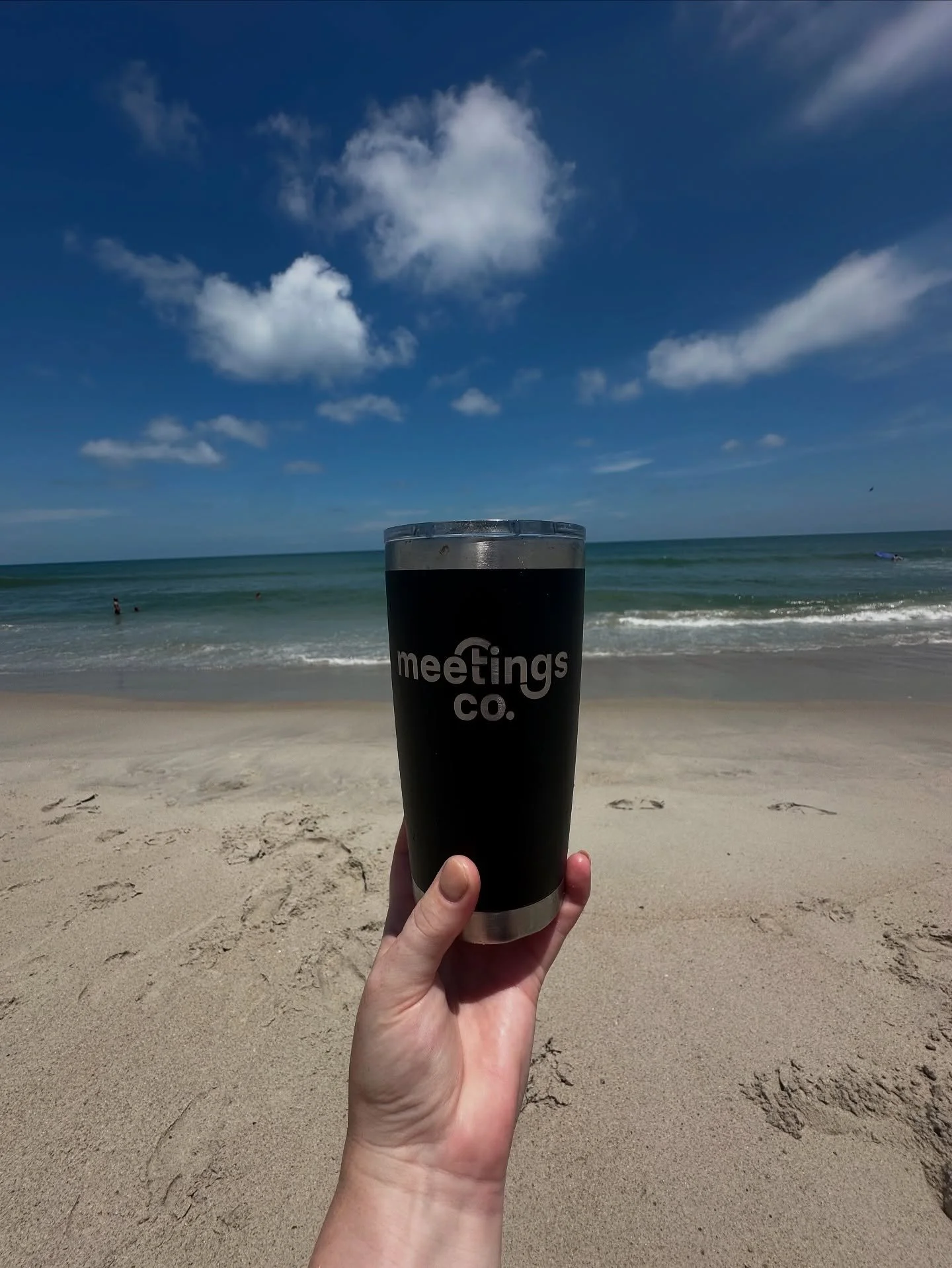 happy monday from my favorite place! 

christine is holding down the fort this week while i am soaking up the sunshine on my annual family vacation ☀️ 

hope everyone has a great week!