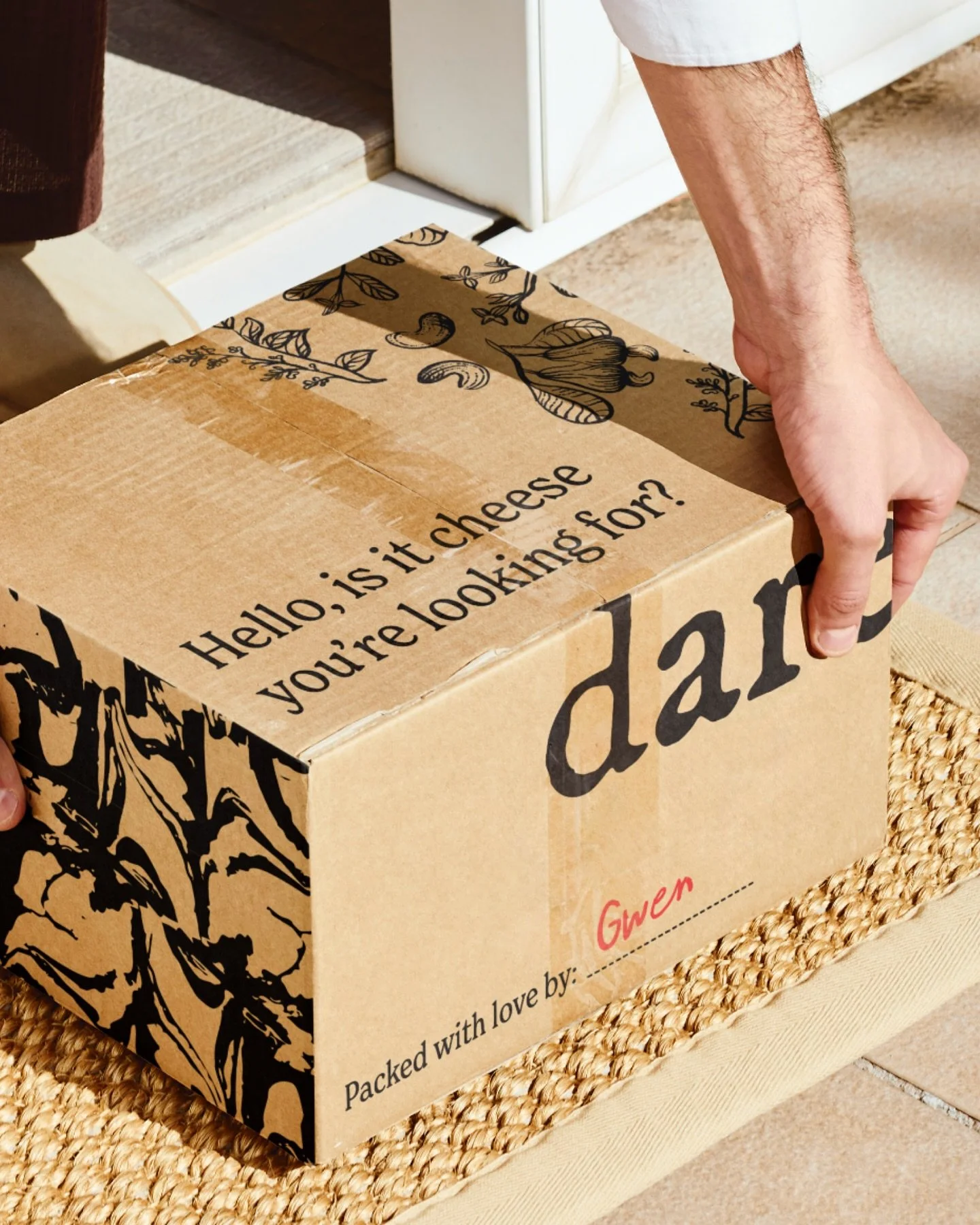 When Dar&euml; reaching out for a rebrand and website, they requested 2 things: use as many puns as possible and keep the main logotype. 

We said say no more! 

Through our perception surveys, we discovered their customers love their fun personality
