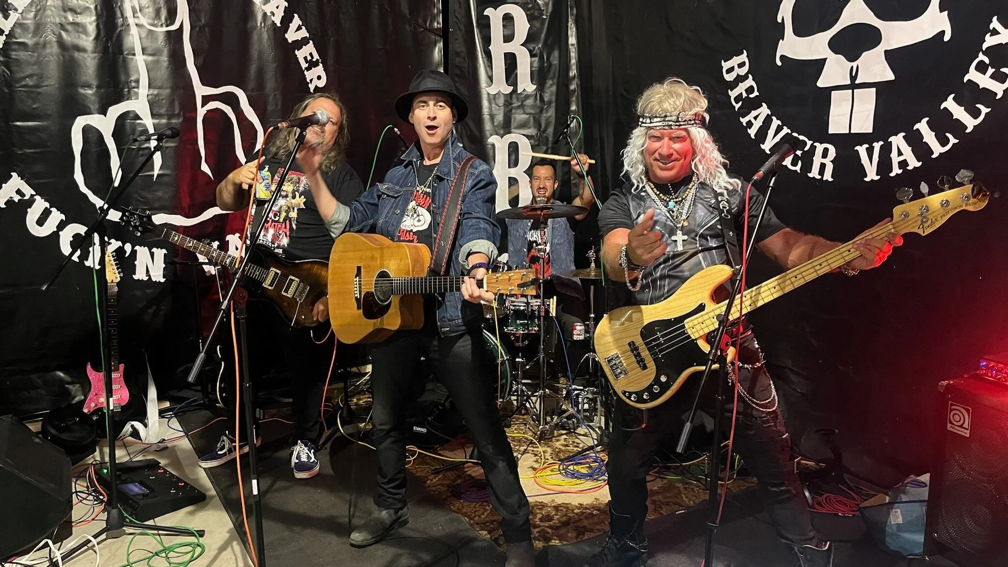 Finally recovered from our trek to the Kootenays for the @beavervalleybikerrally&hellip; what a party 🤘

Massive thanks to Vera and Rob for putting on such an epic shindig &mdash; we&rsquo;ve got stories for offline only 😅

Big love to the represen