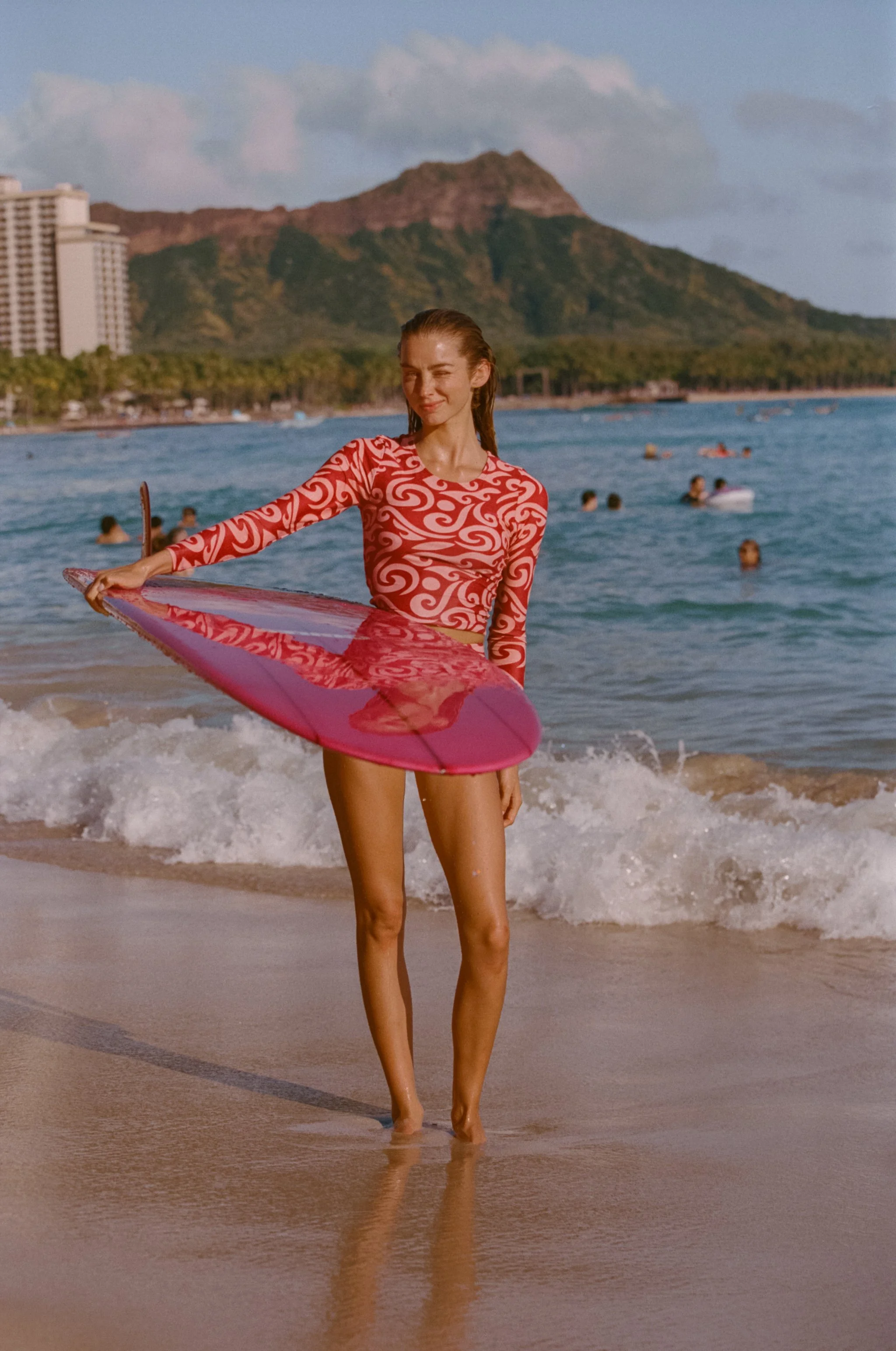 ABYSSE_SUMMER-26_WAIKIKI_22456-13-0036.jpg
