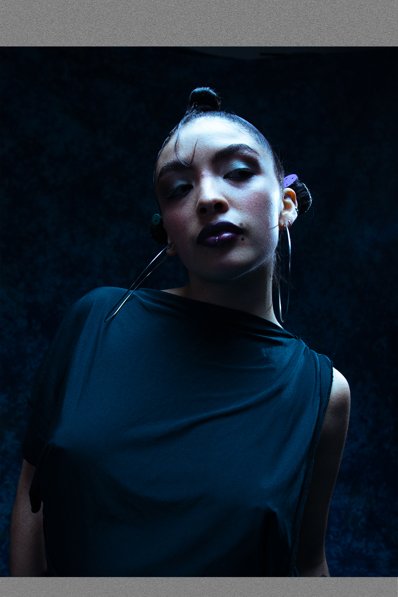 photoshoot #1 MF-18 grain.png