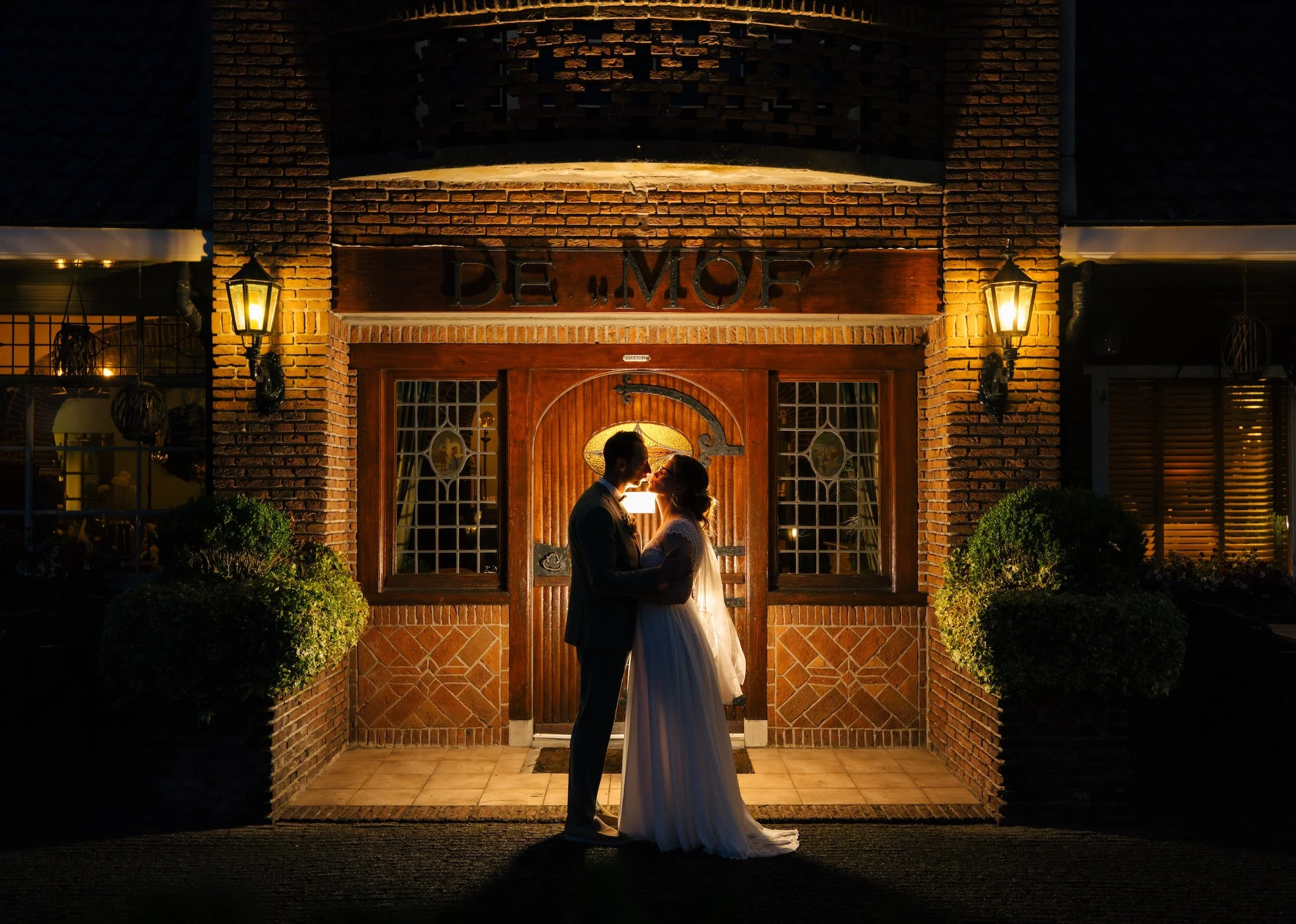 0604Bruiloft-Evita&Dennis_eindshoot005__byWardMevis.jpg