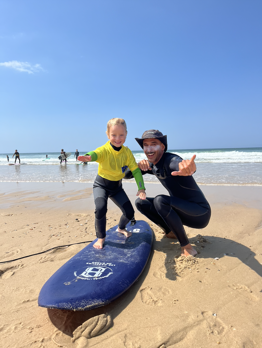 SURF KIDS (6 - 11 ANS)