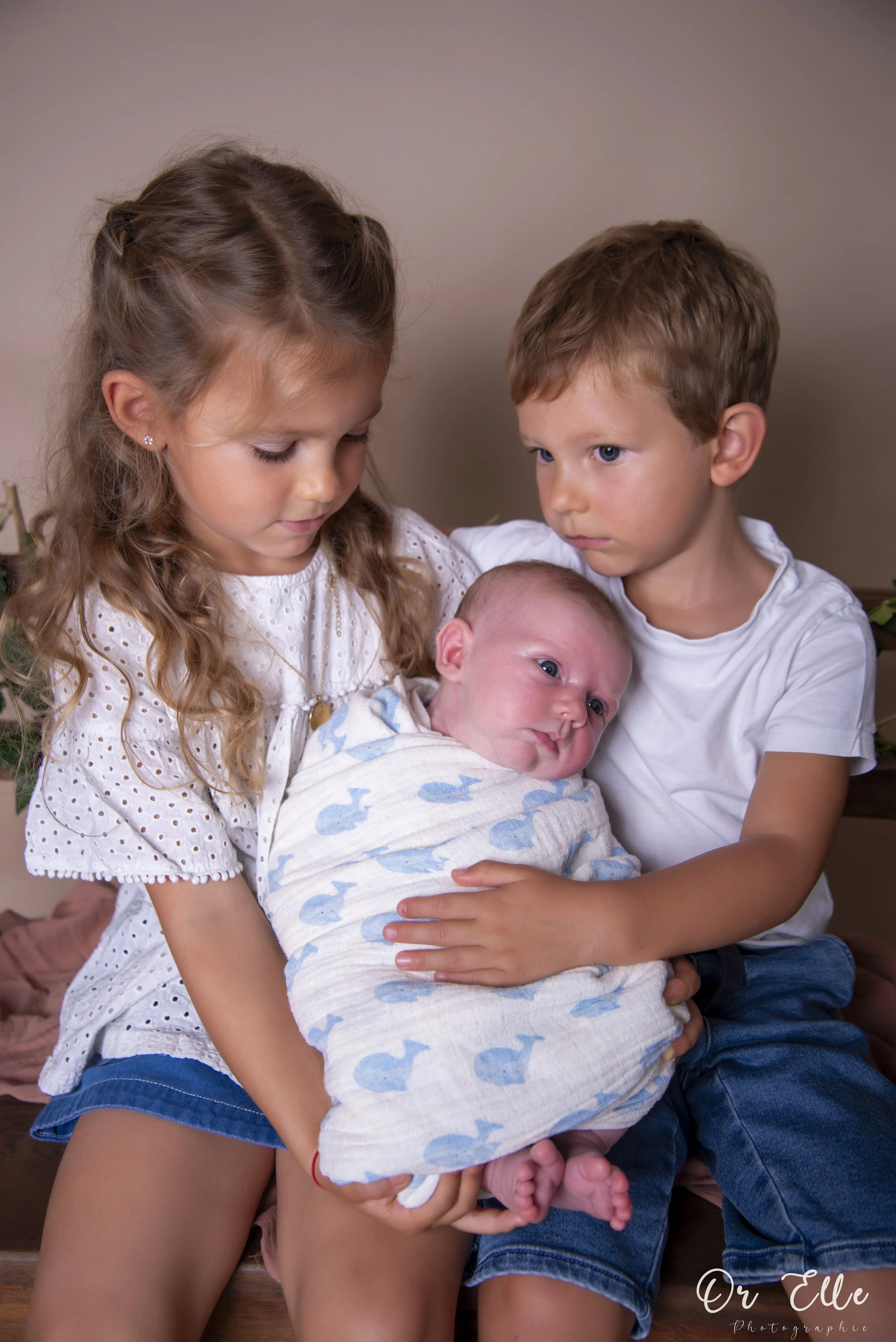 Agathe, Léon et Emma 3 signée.jpg