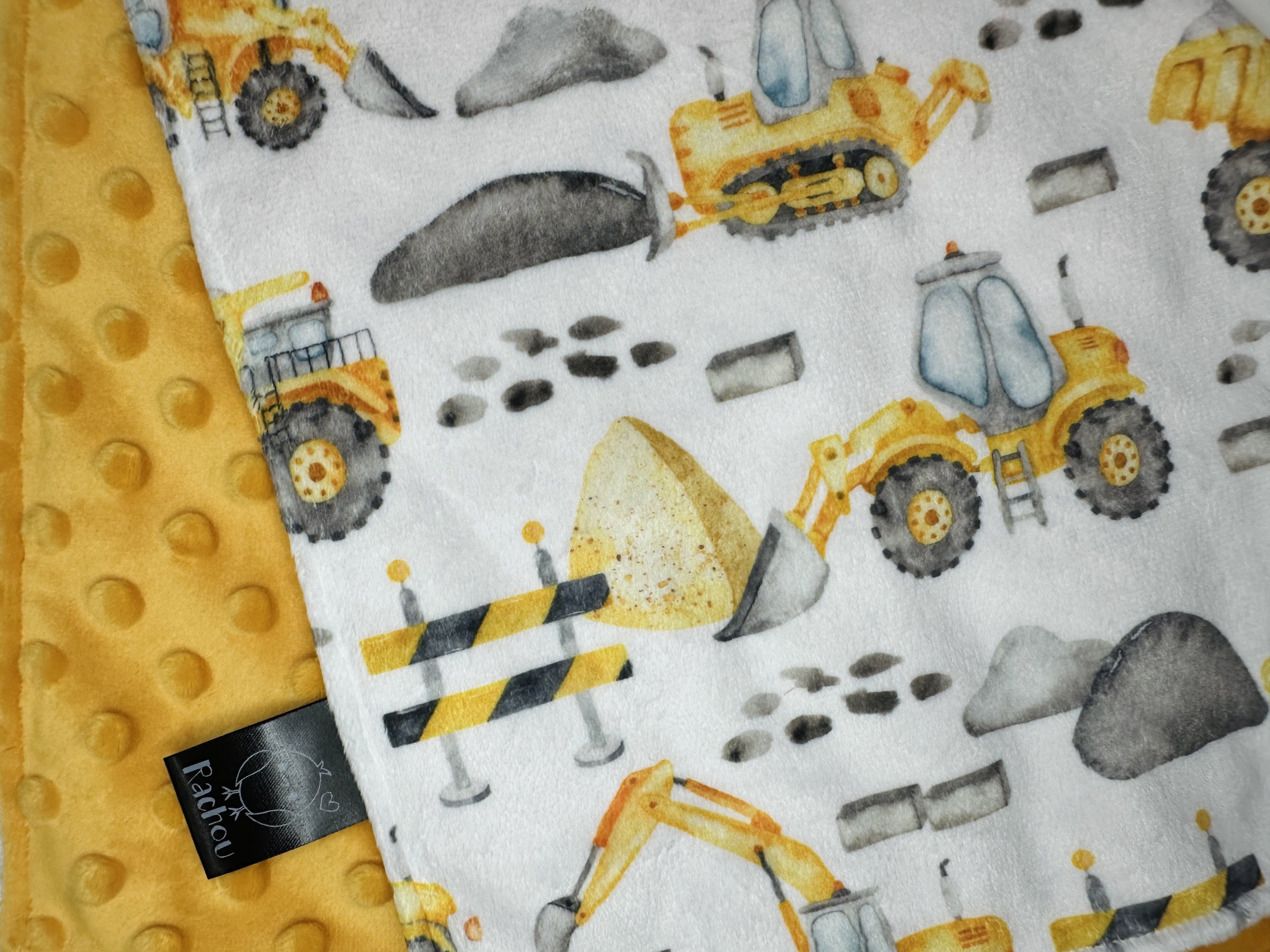 Doudou minky Camion jaune