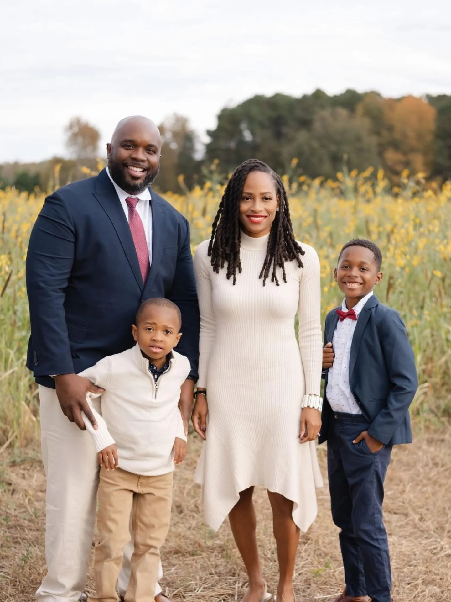 Merry Christmas from our family to yours!
Wishing you a day filled with love, joy, and meaningful moments. Thank you for being part of our 41 Collaborative family. We&rsquo;re so grateful for you. ❤️💚