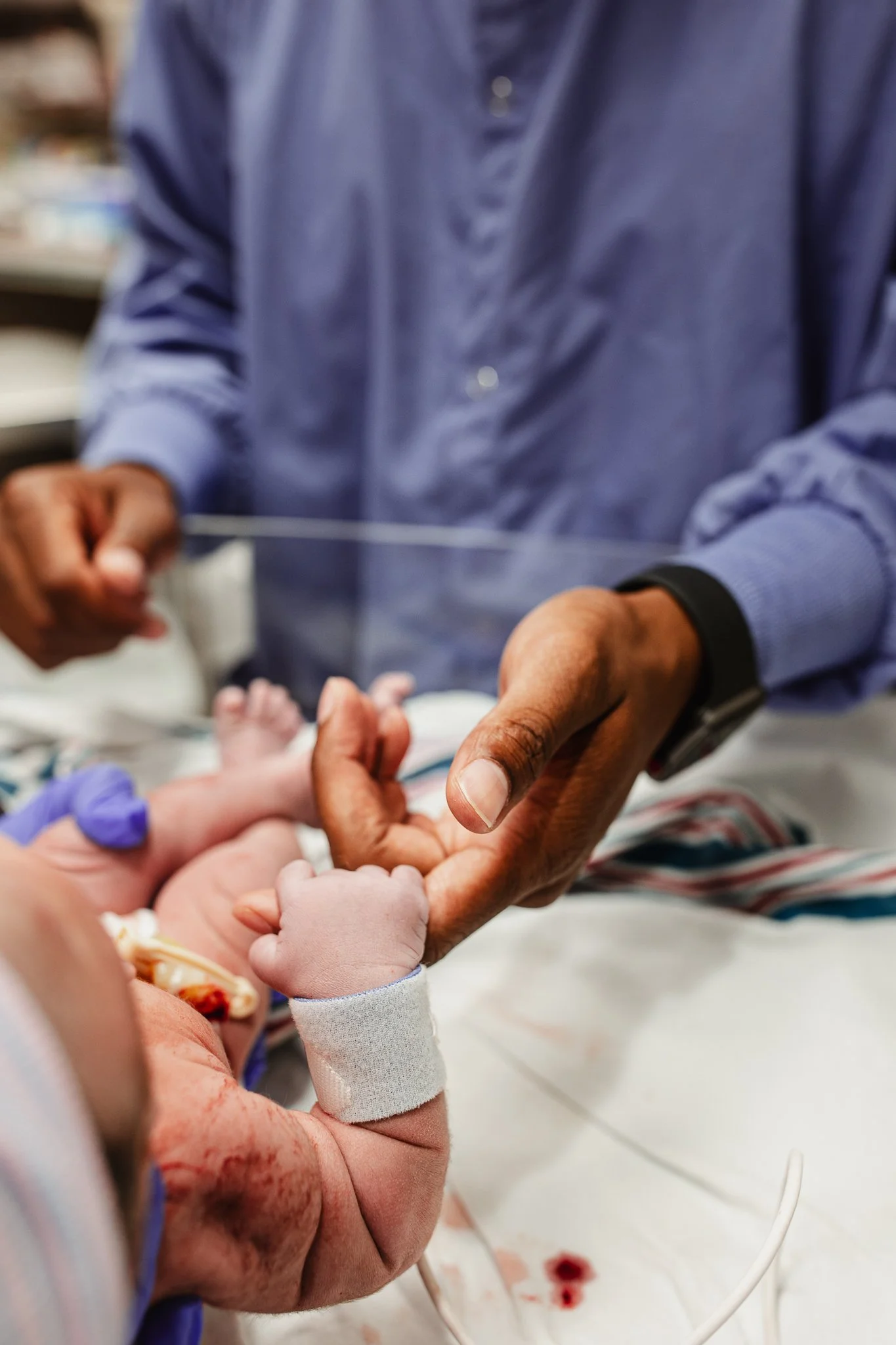 Grand Rapids Cesarean Birth documented by doula and photographer, Brianna Trammell from The Nurturing Company-66.jpg