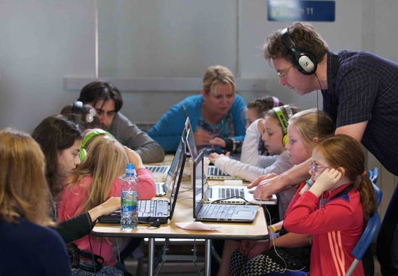  Hackathons 2016: A Lookout Guide for All Girls