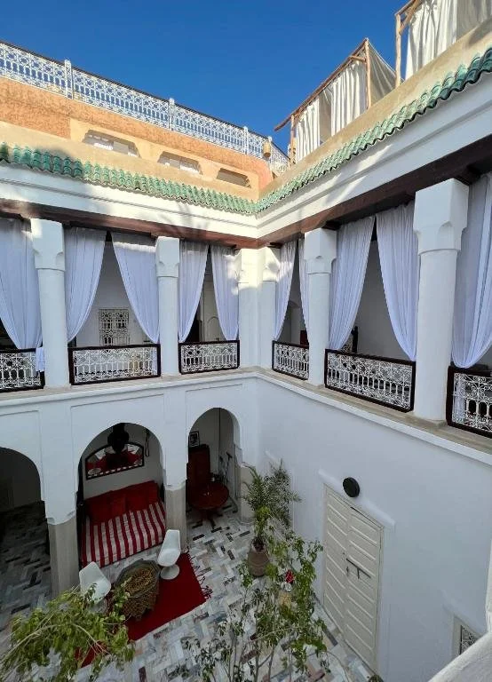 Riad Tizwa 2.jpg